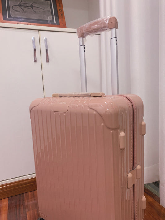 Modern Pastel Pink Ribbed Hardshell Carry-On Travel Suitcase