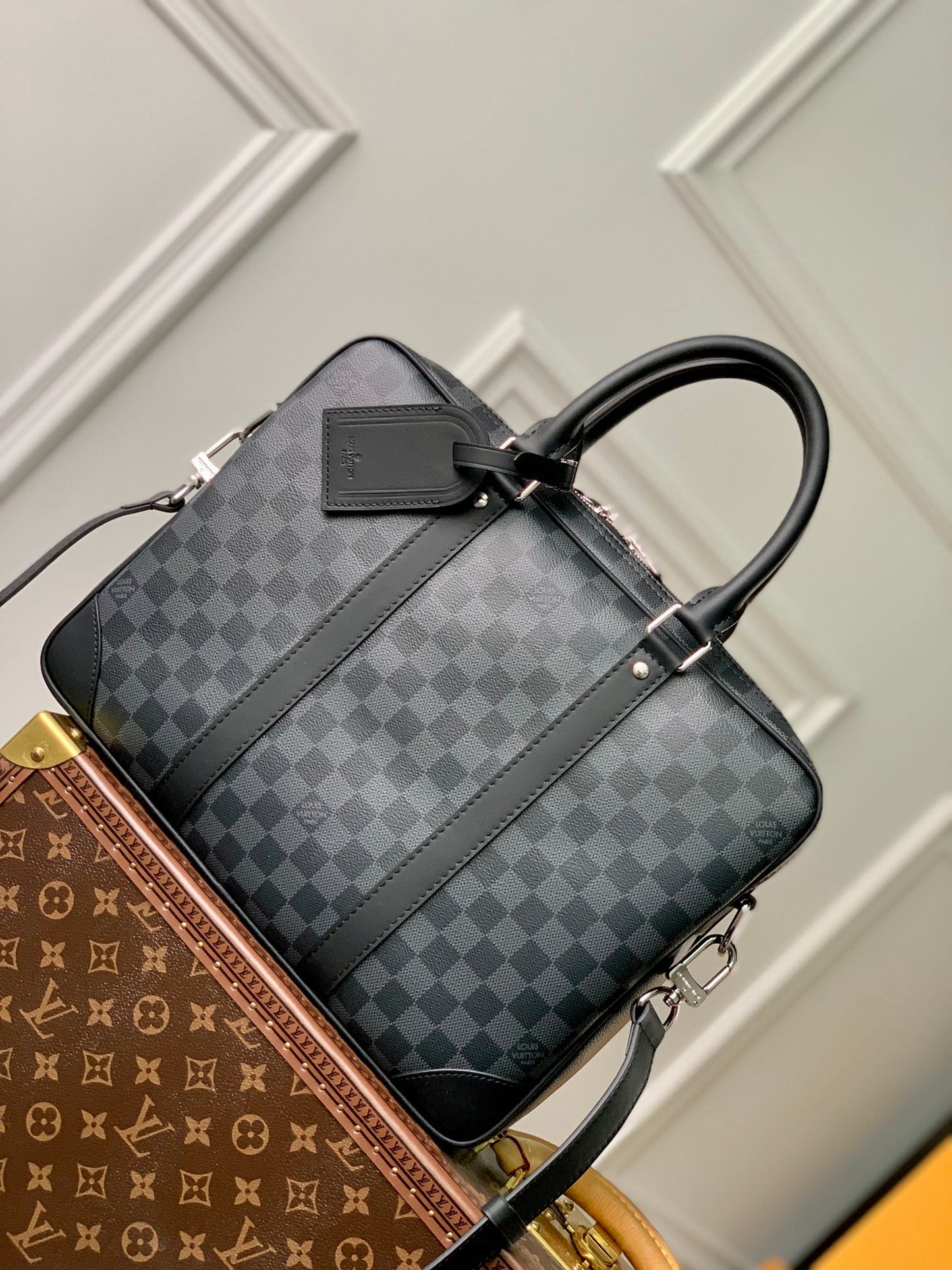 Louis Vuitton Classic Checkerboard Pattern Leather Business Briefcase Bag