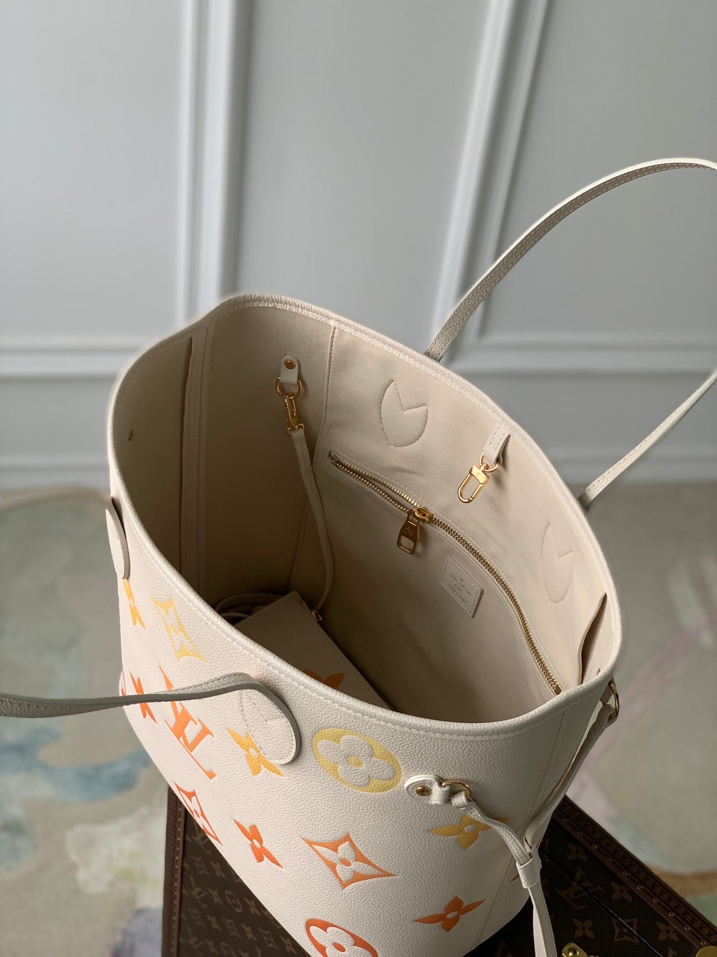 Louis Vuitton Gradient Monogram Pattern Leather Tote Bag Light Pink Shoulder Handbag
