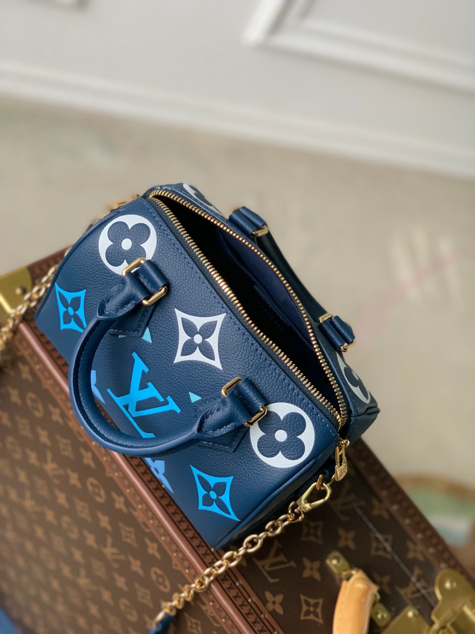 Louis Vuitton Speedy Bandoulière 20 Monogram Empreinte Giant Blue