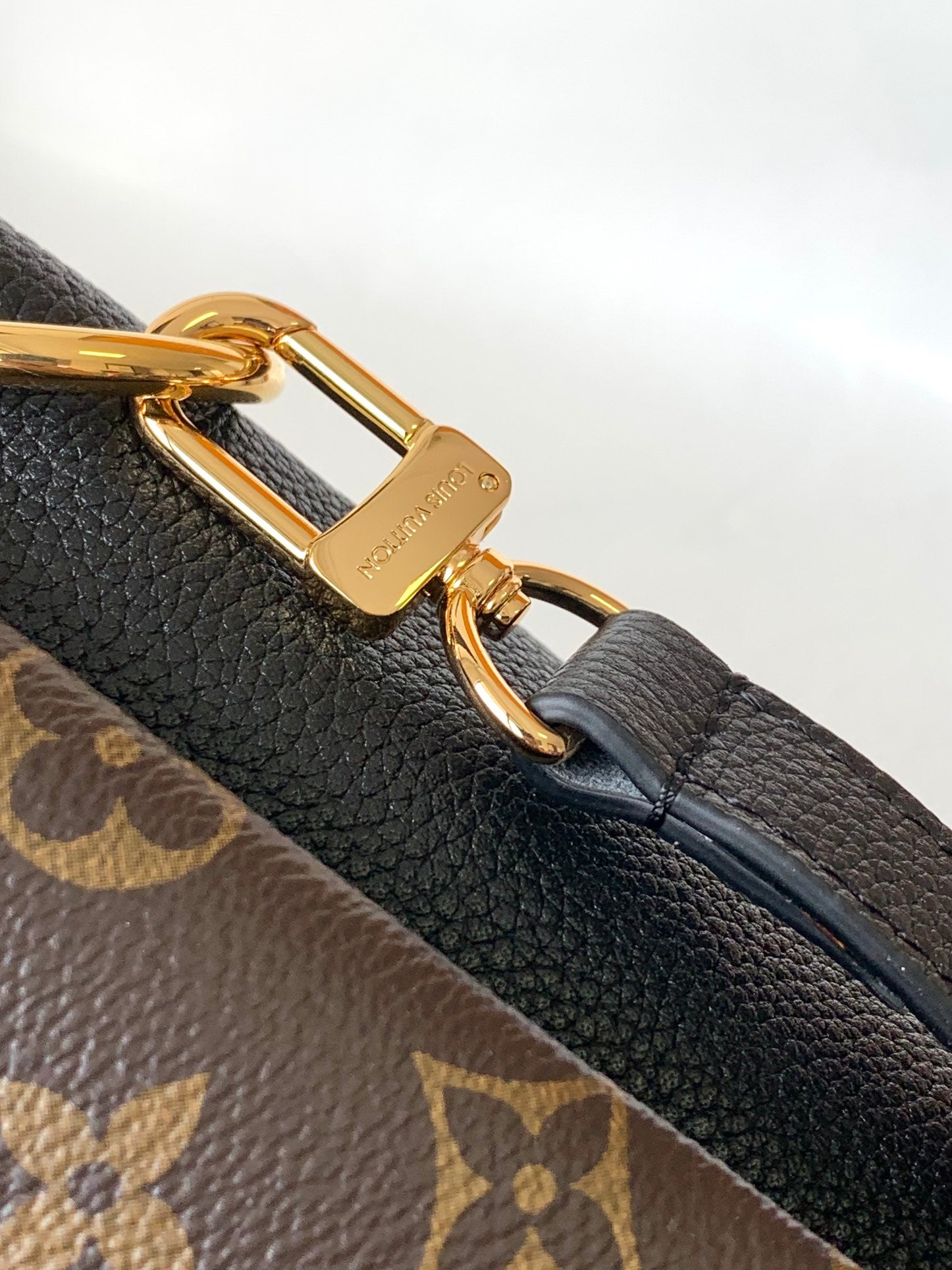 Louis Vuitton Vavin PM Monogram Canvas & Leather Handbag - Brown/Black