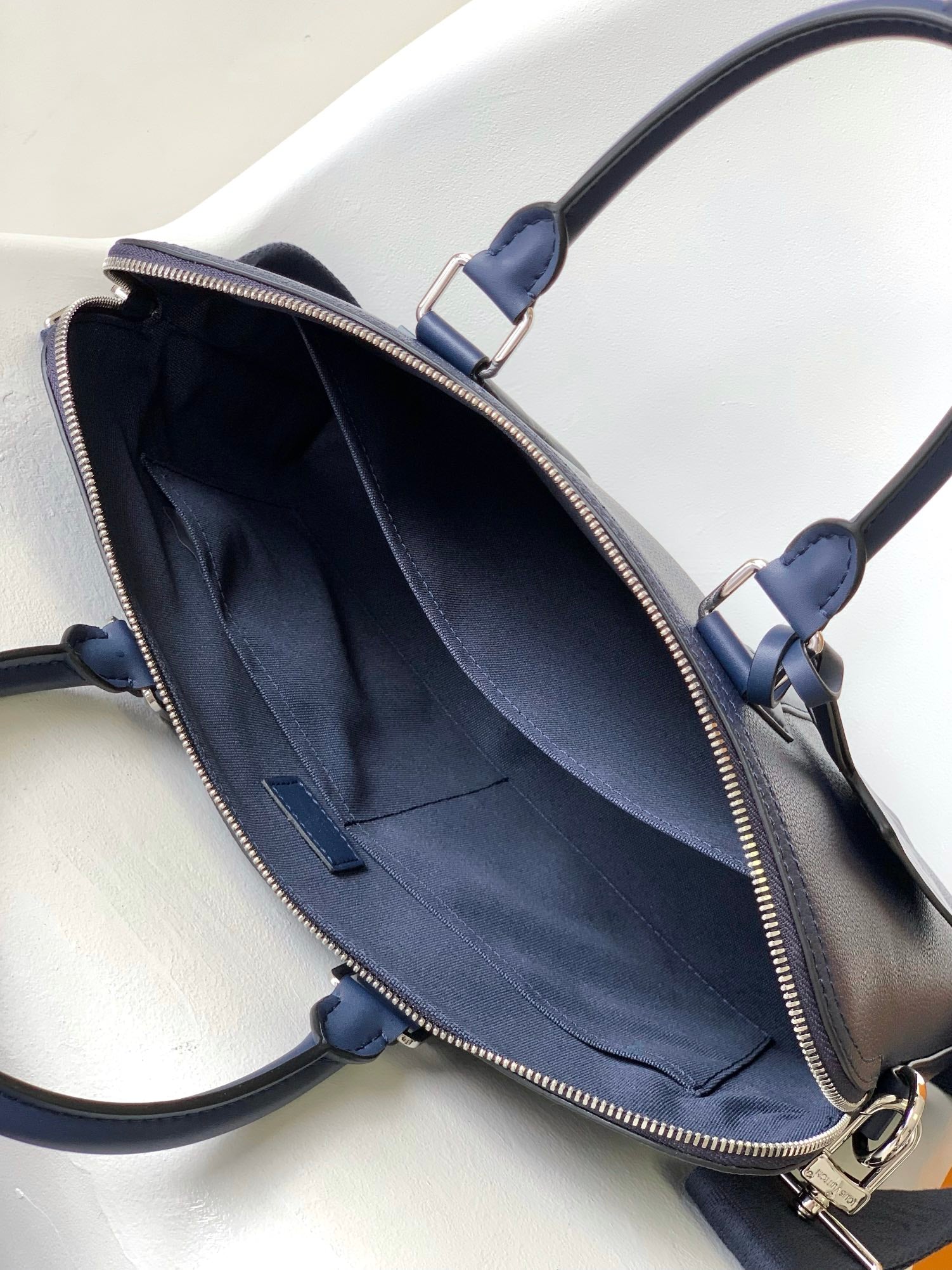 Louis Vuitton Professional Navy Blue Leather Slim Briefcase Laptop Bag