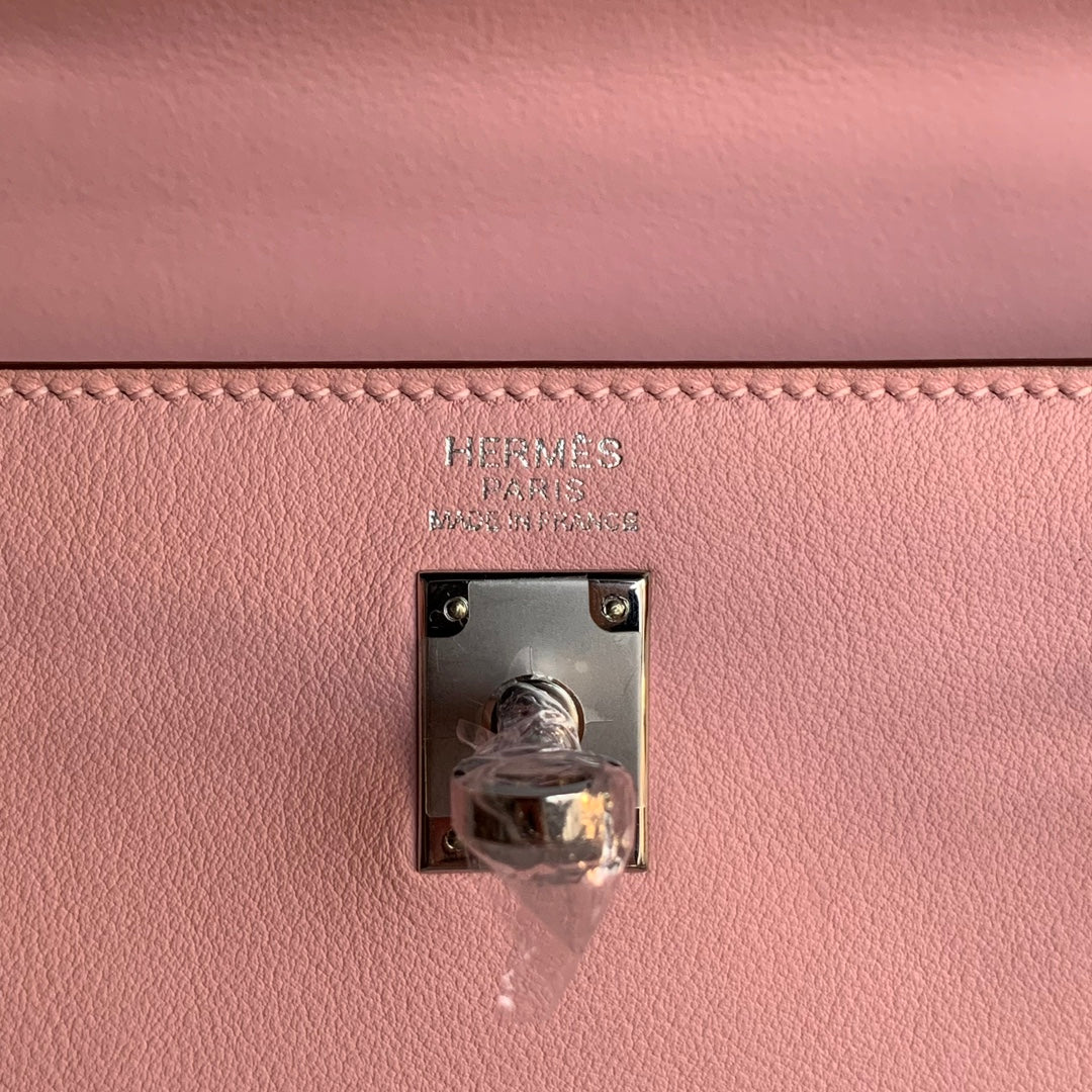Hermès Kelly 25 Sellier Pink Epsom Leather Palladium Hardware Handbag