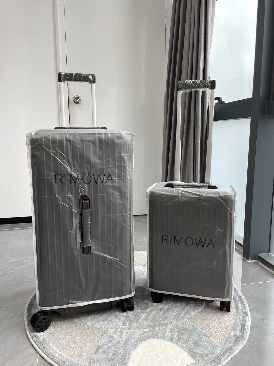 Sleek Metallic Brown Ribbed Hardside Spinner Luggage Set
