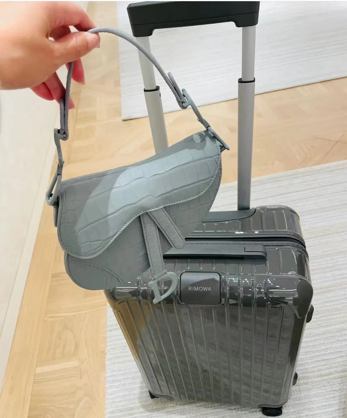 Sleek Olive Green Hardshell Spinner Suitcase Travel Luggage