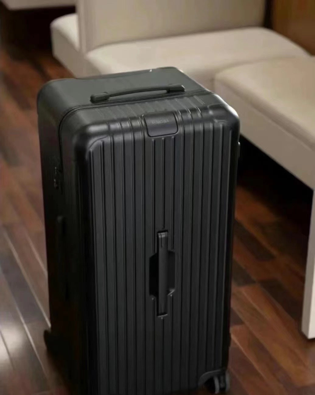 Matte Black Ribbed Hardshell Travel Trunk Suitcase with Spinner Wheels