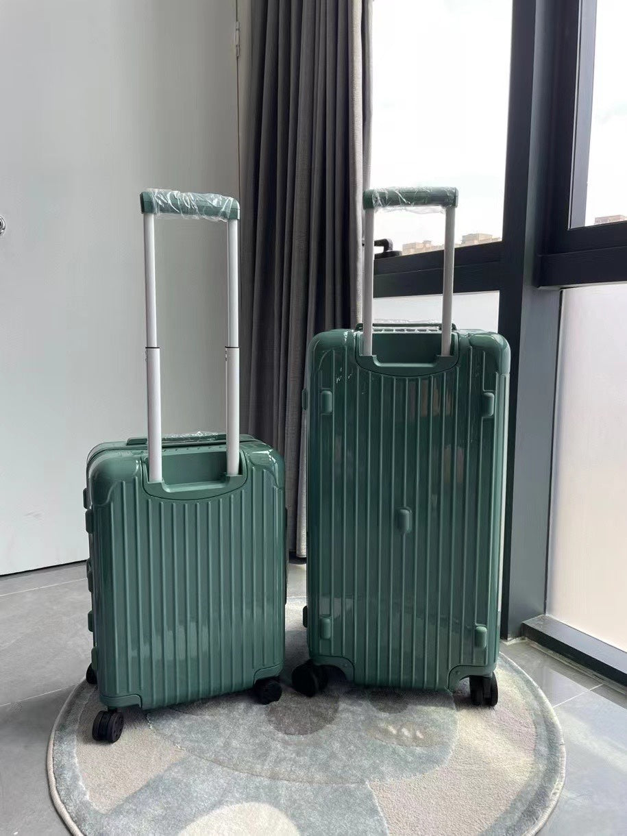 Sage Green Ribbed Hardshell Spinner Luggage Suitcase Set