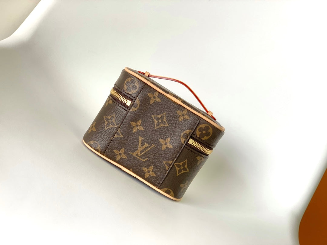 Louis Vuitton Designer Style Monogram Leather Cosmetic Vanity Travel Bag