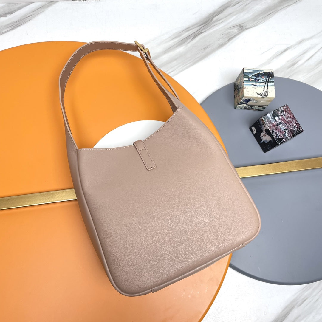 Saint Laurent Le 5 à 7 Large Hobo Bag in Smooth Leather - Beige