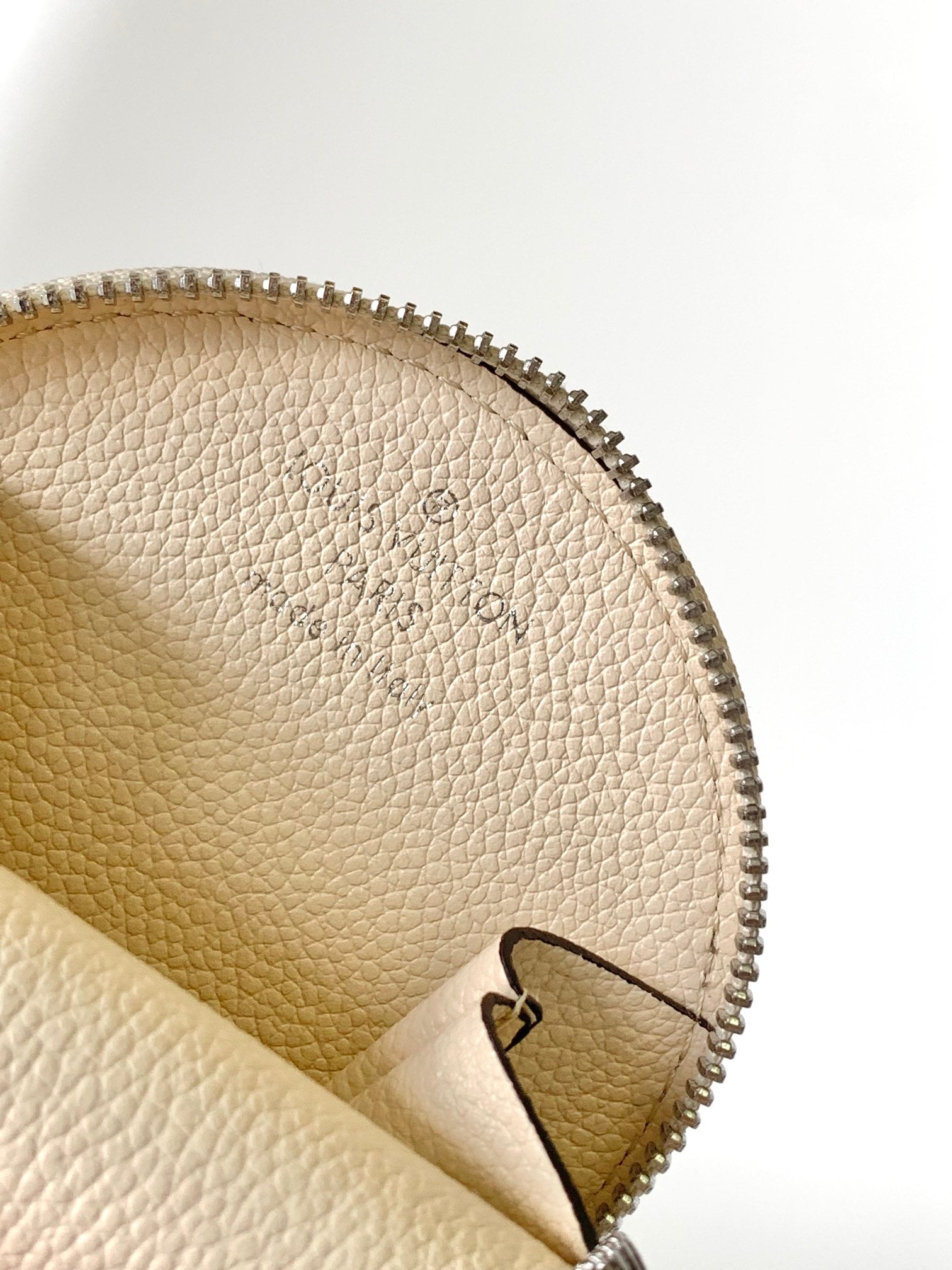 Louis Vuitton Cream Leather Crescent Shoulder Bag with Silver Chain Strap