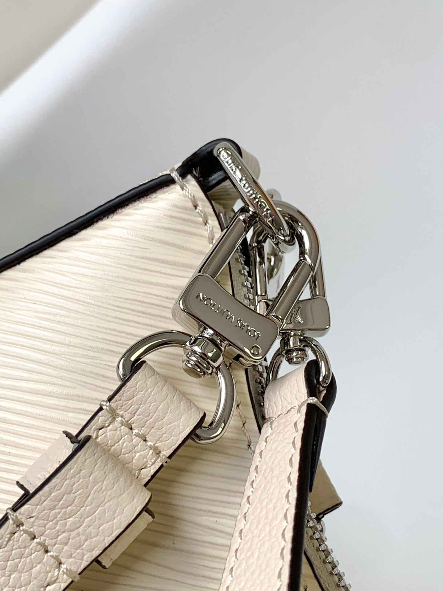 Louis Vuitton Cream Leather Crescent Shoulder Bag with Silver Chain Strap