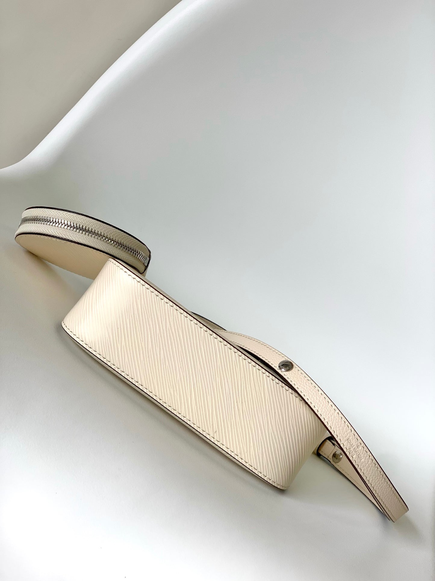 Louis Vuitton Cream Leather Crescent Shoulder Bag with Silver Chain Strap