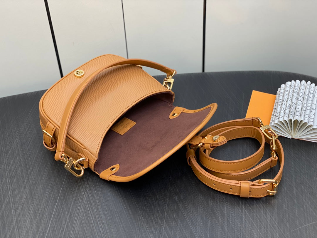 Louis Vuitton Classic Tan Leather Saddle Crossbody Bag with Buckle Detail