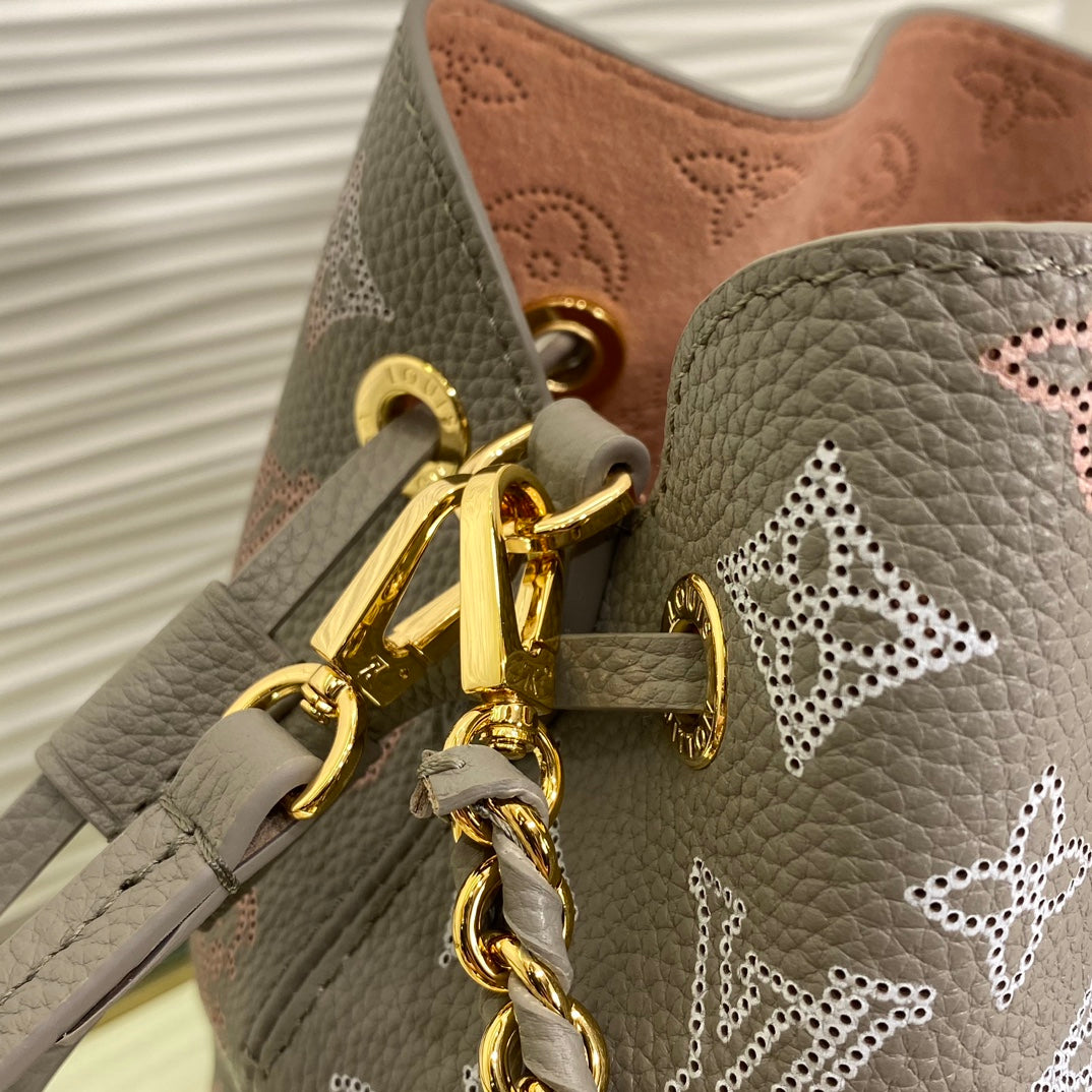 Louis Vuitton Elegant Taupe Monogram Bucket Bag with Gold Chain and Coin Purse