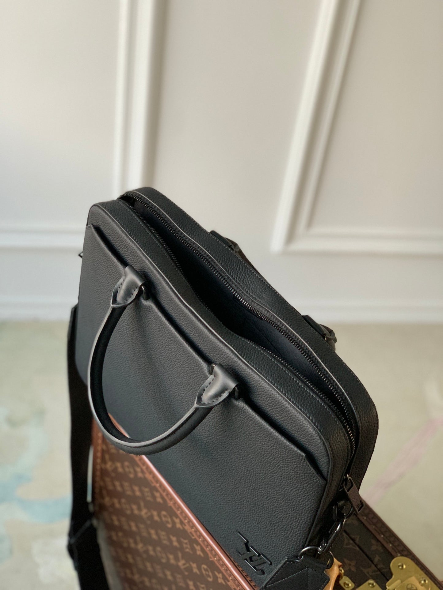 Louis Vuitton Classic Black Laptop Briefcase with Detachable Shoulder Strap