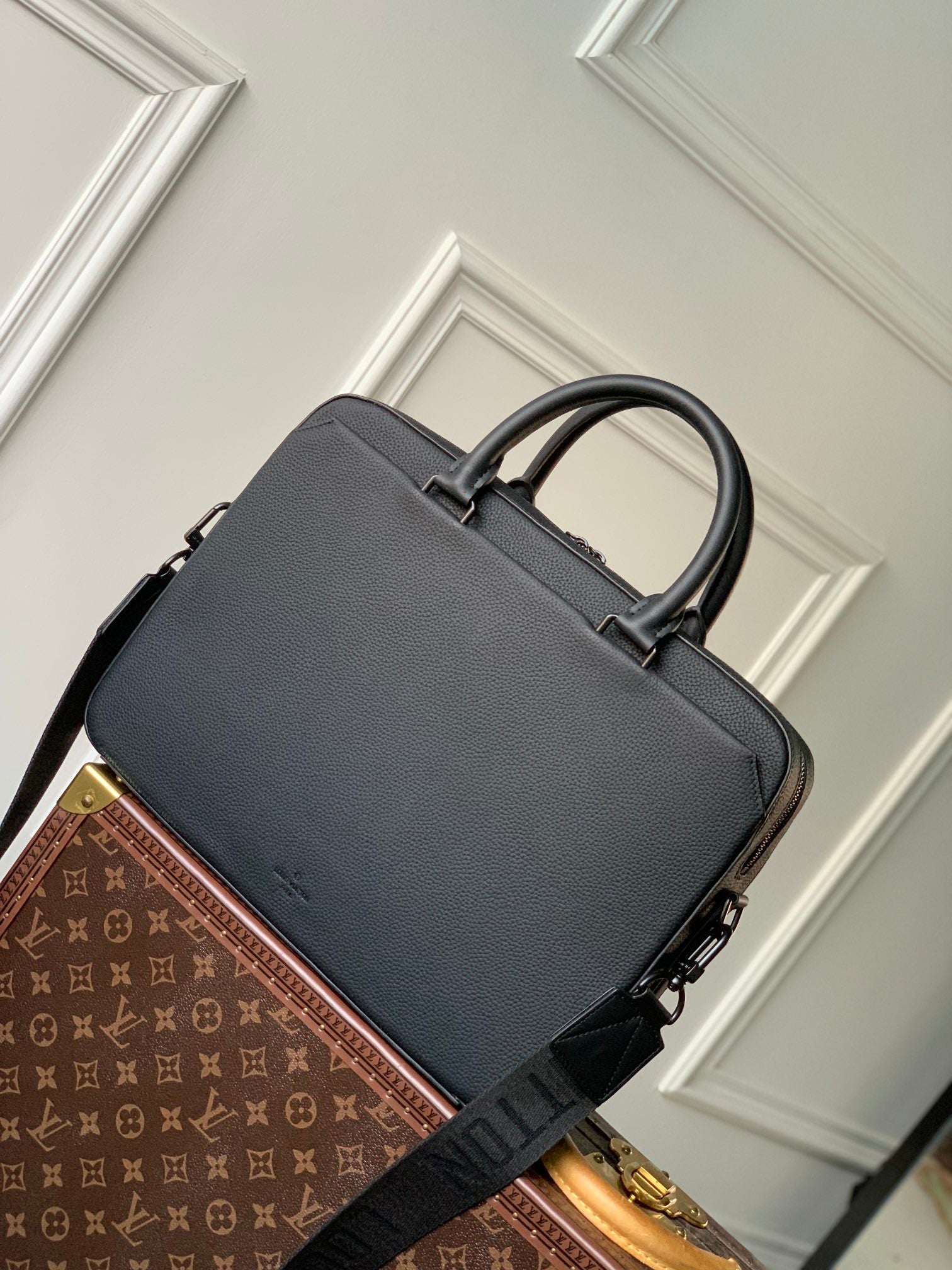 Louis Vuitton Classic Black Laptop Briefcase with Detachable Shoulder Strap