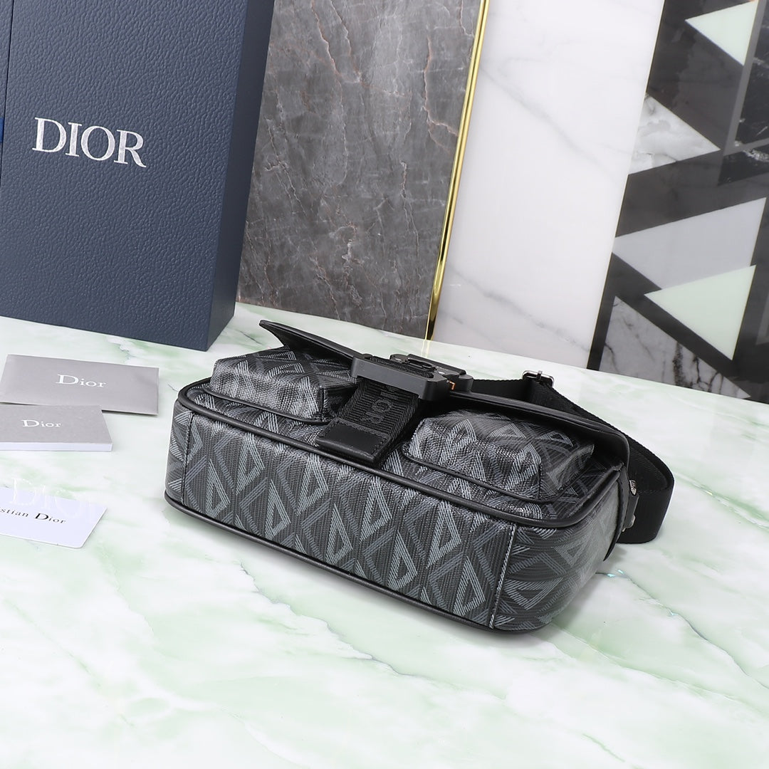 Dior Modern Black Geometric Pattern Crossbody Shoulder Bag with Buckle