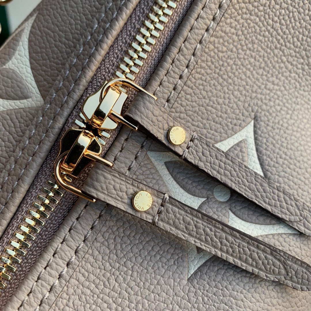 Louis Vuitton Monogram Empreinte Loop Bag - Beige/Cream