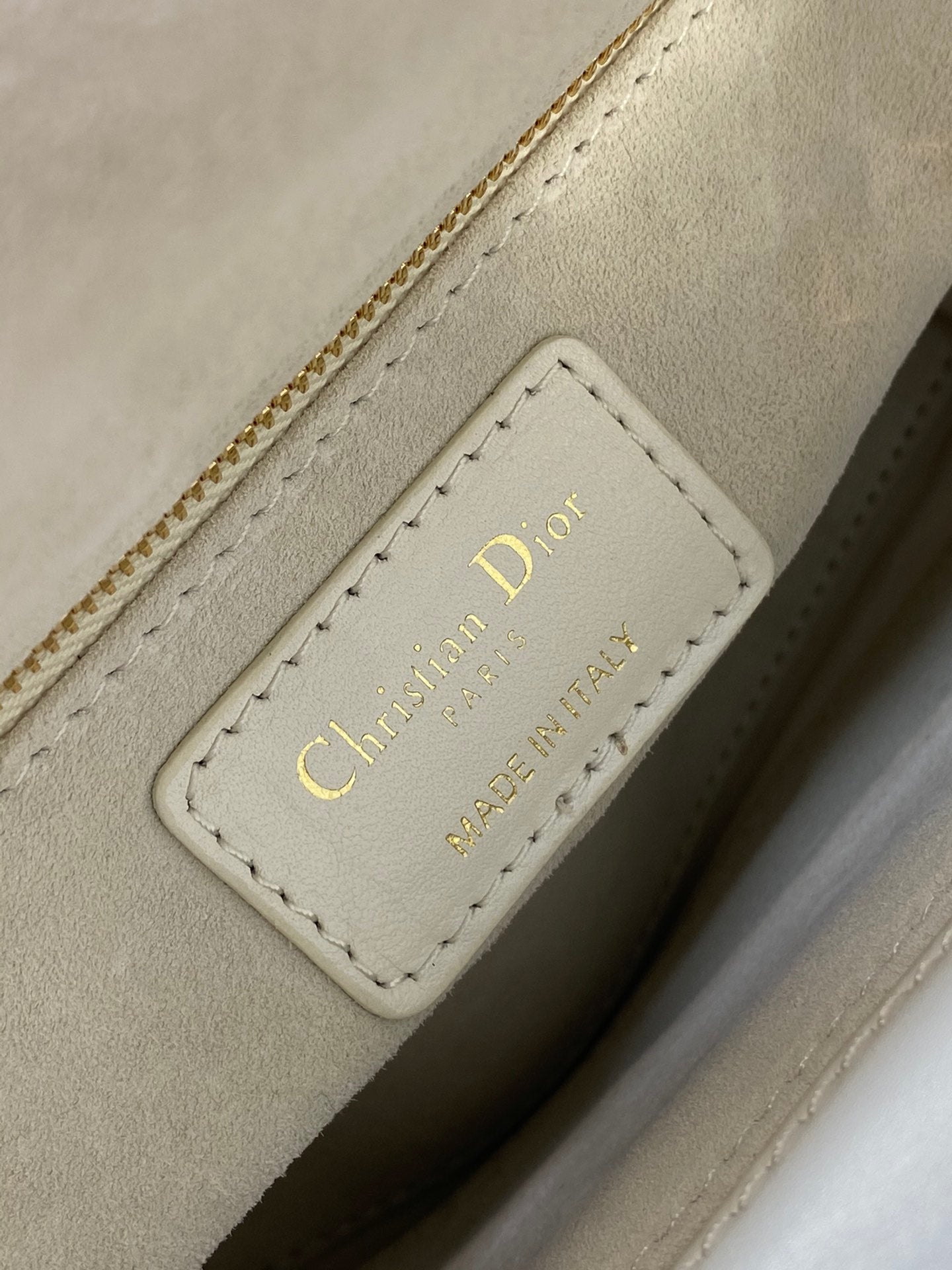 Dior Elegant White Quilted Leather Top Handle Bag with Shoulder Strap