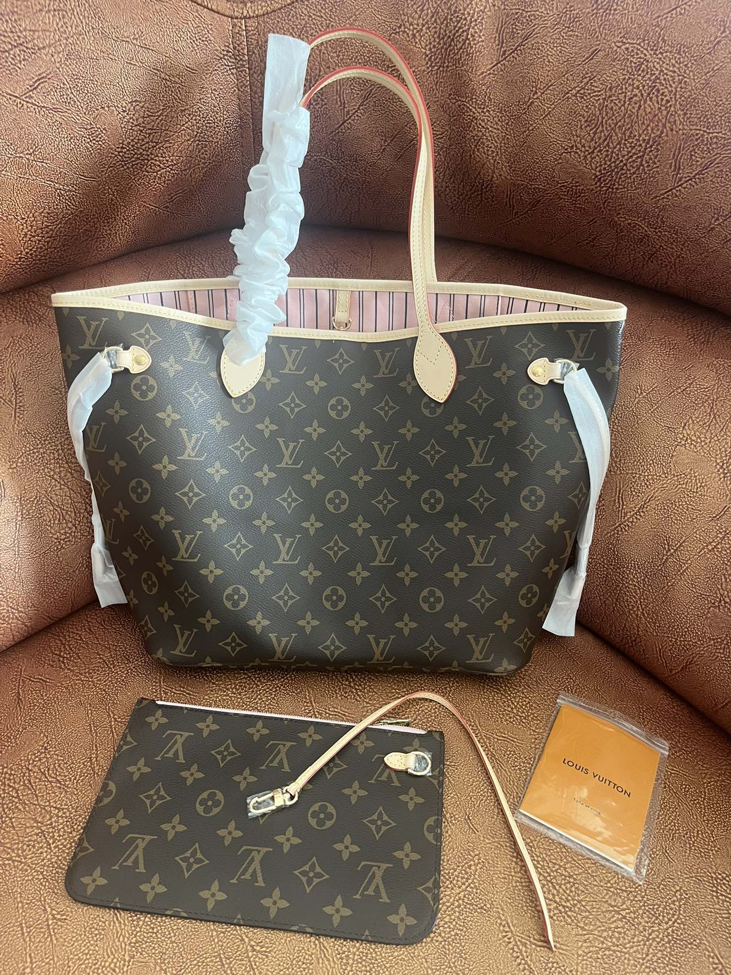Louis Vuitton Classic Brown Monogram Print Tote Bag with Matching Pouch