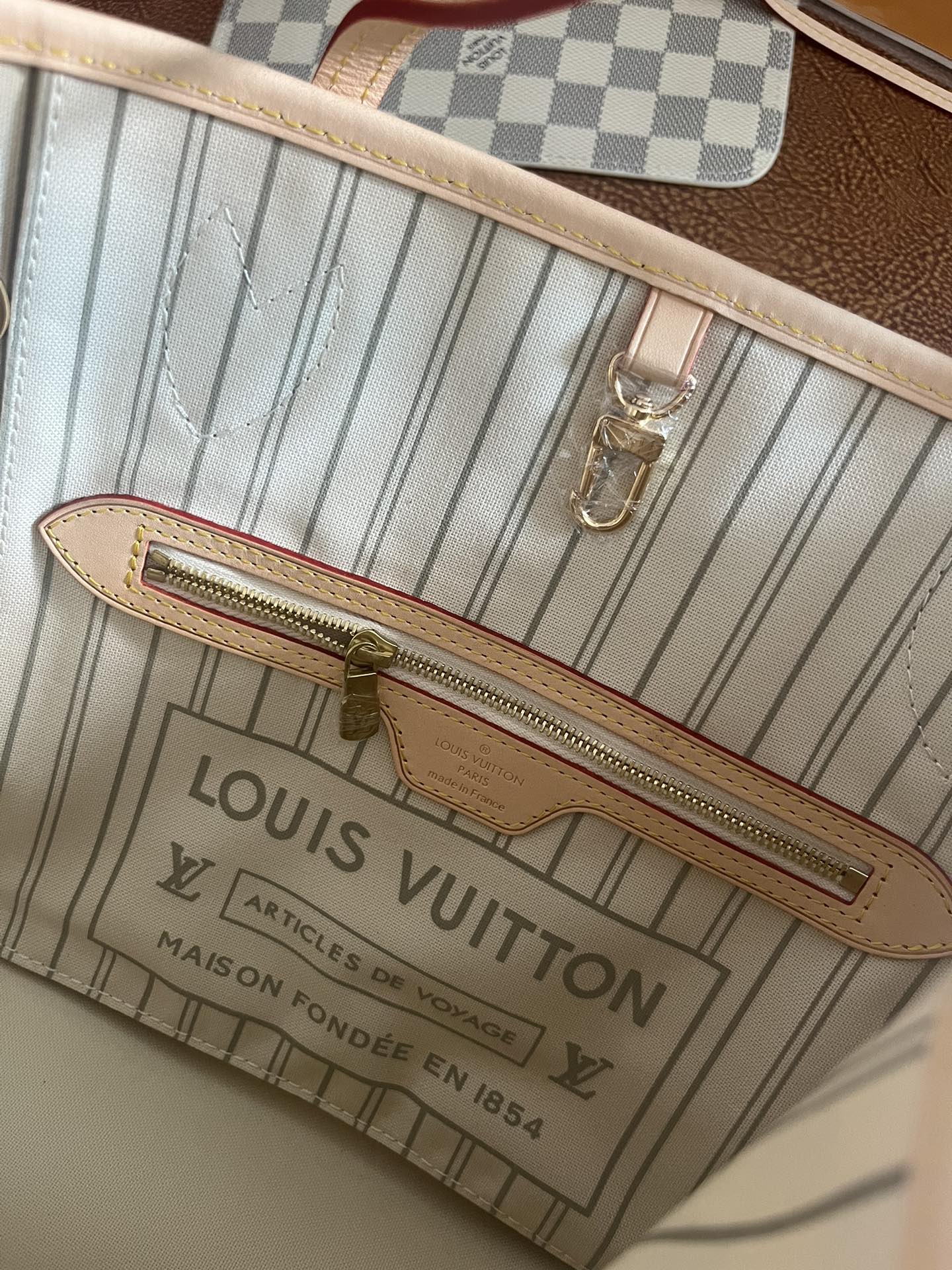 Louis Vuitton Classic Grey and White Checkered Shoulder Tote Bag with Pouch Set