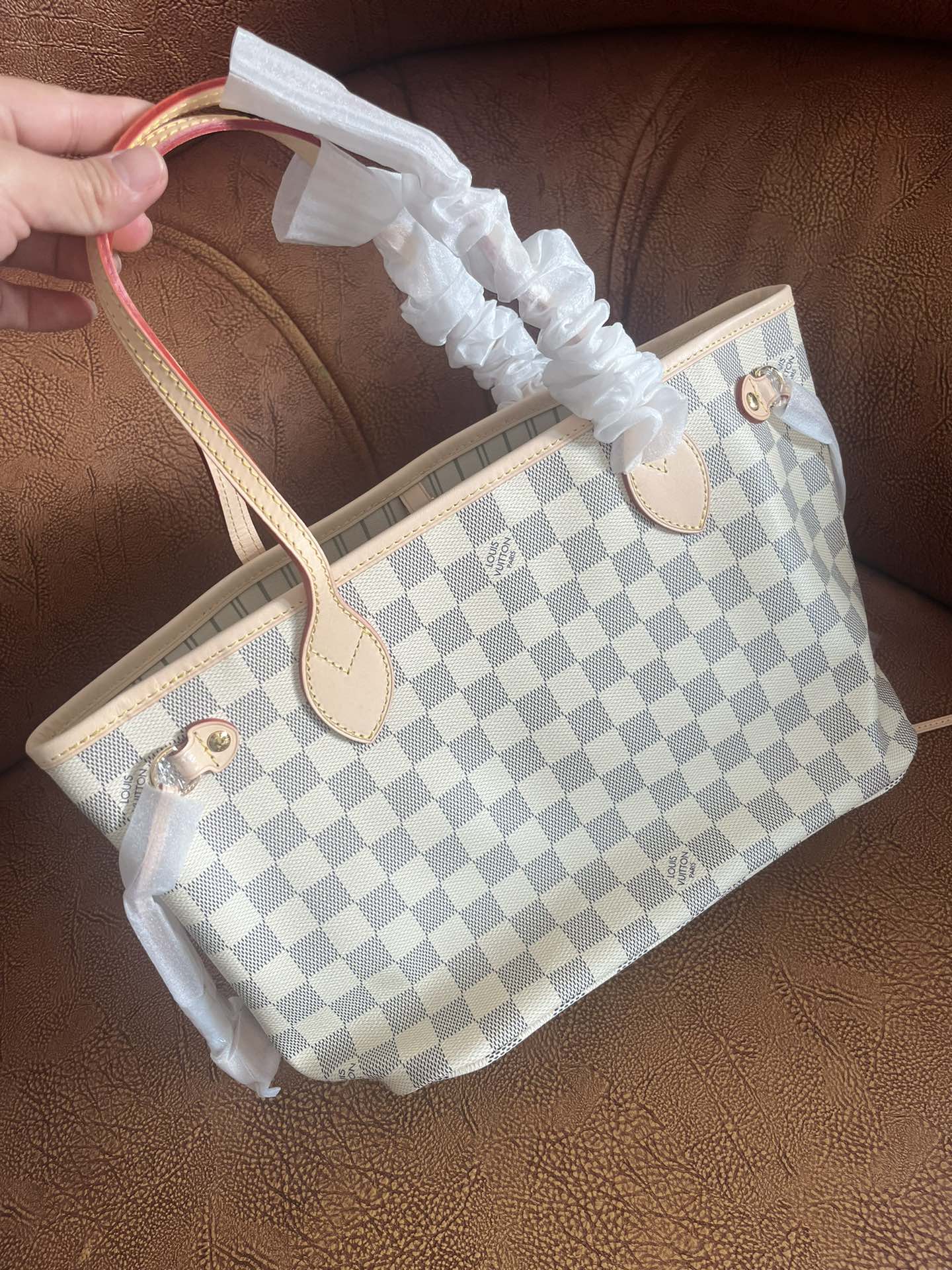 Louis Vuitton Classic Grey and White Checkered Shoulder Tote Bag with Pouch Set