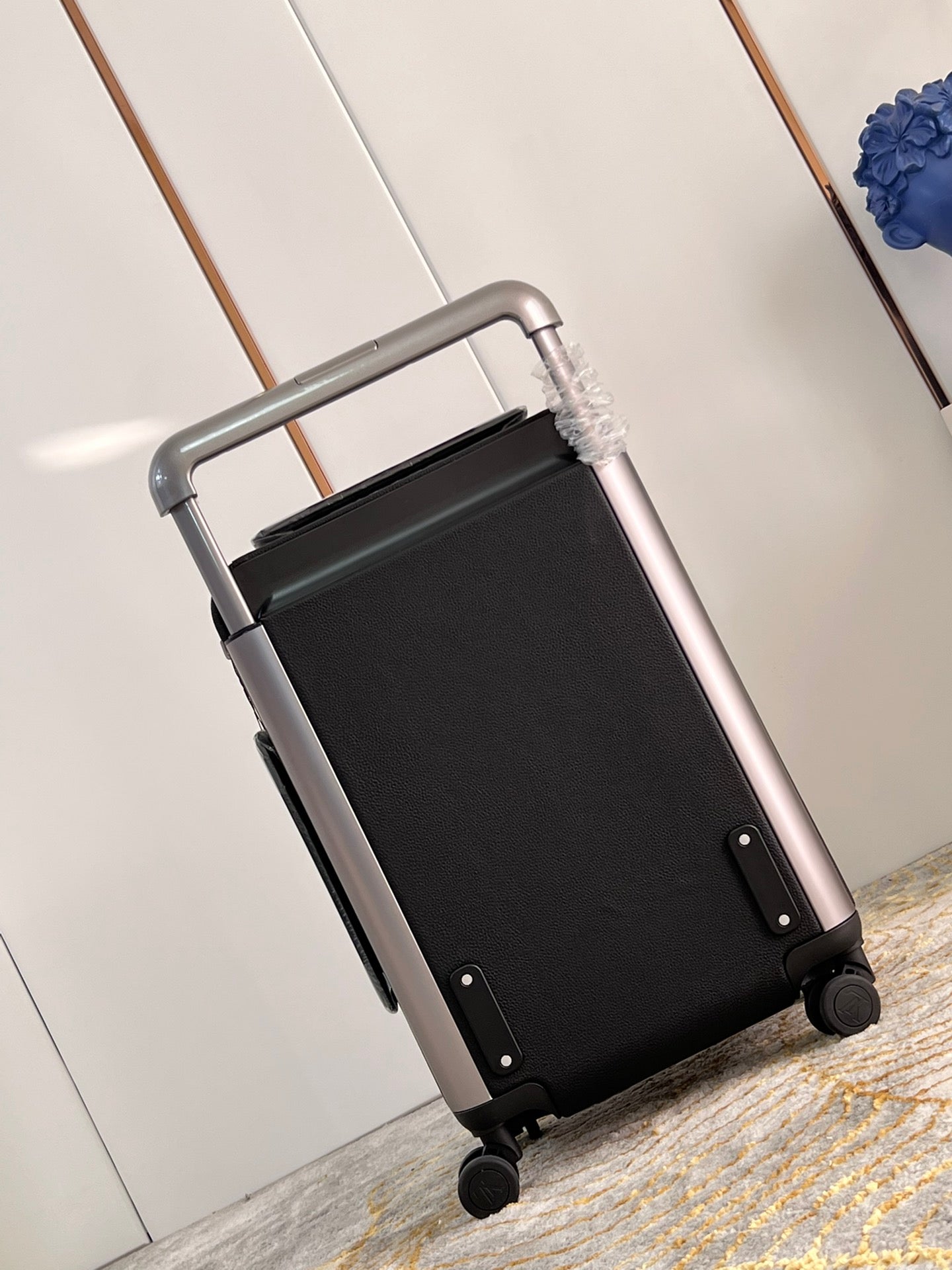 Sleek Black Hardside Carry-On Spinner Suitcase with Wide Handle