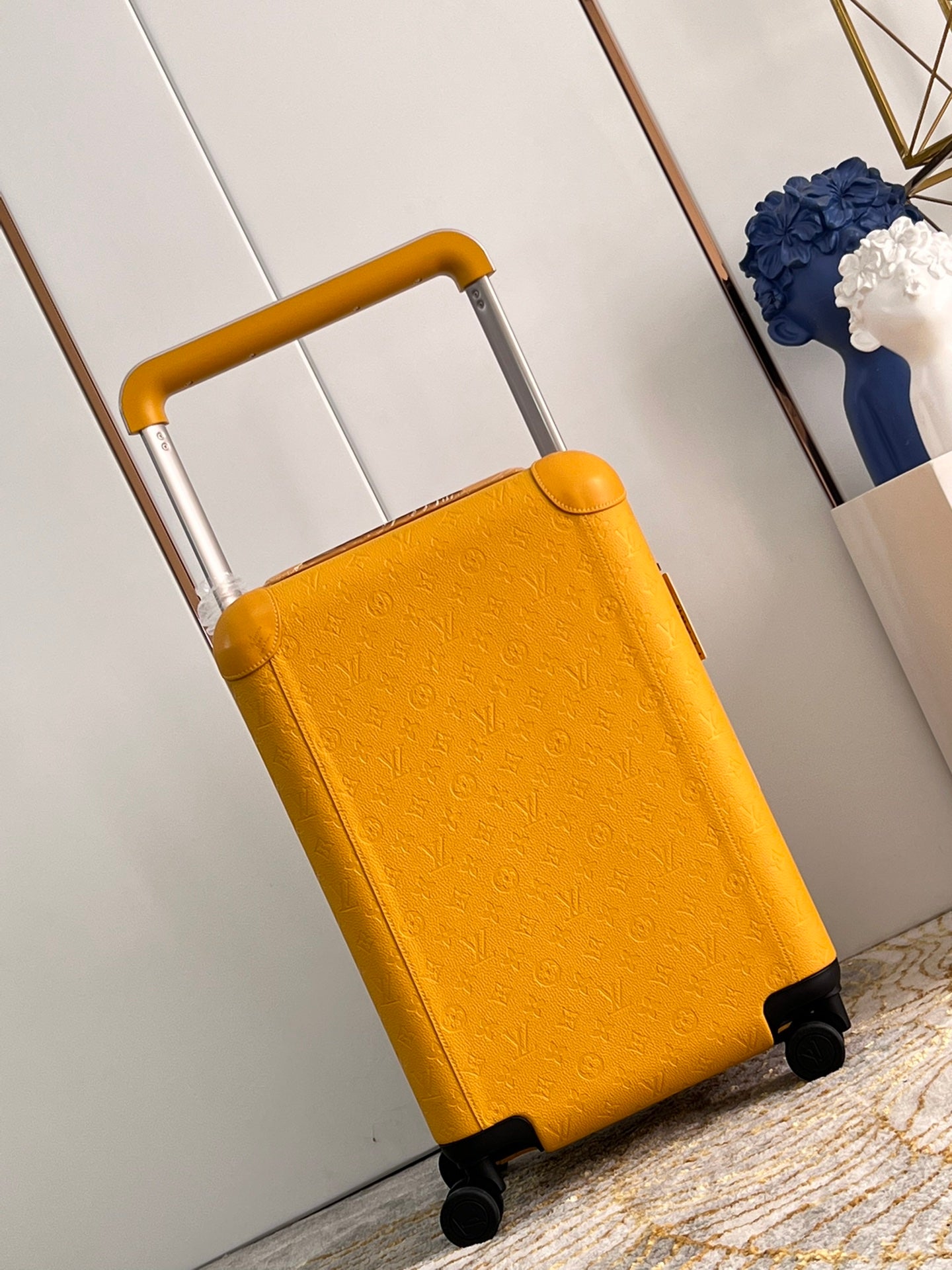 Modern Mustard Yellow Hardshell Spinner Luggage Suitcase