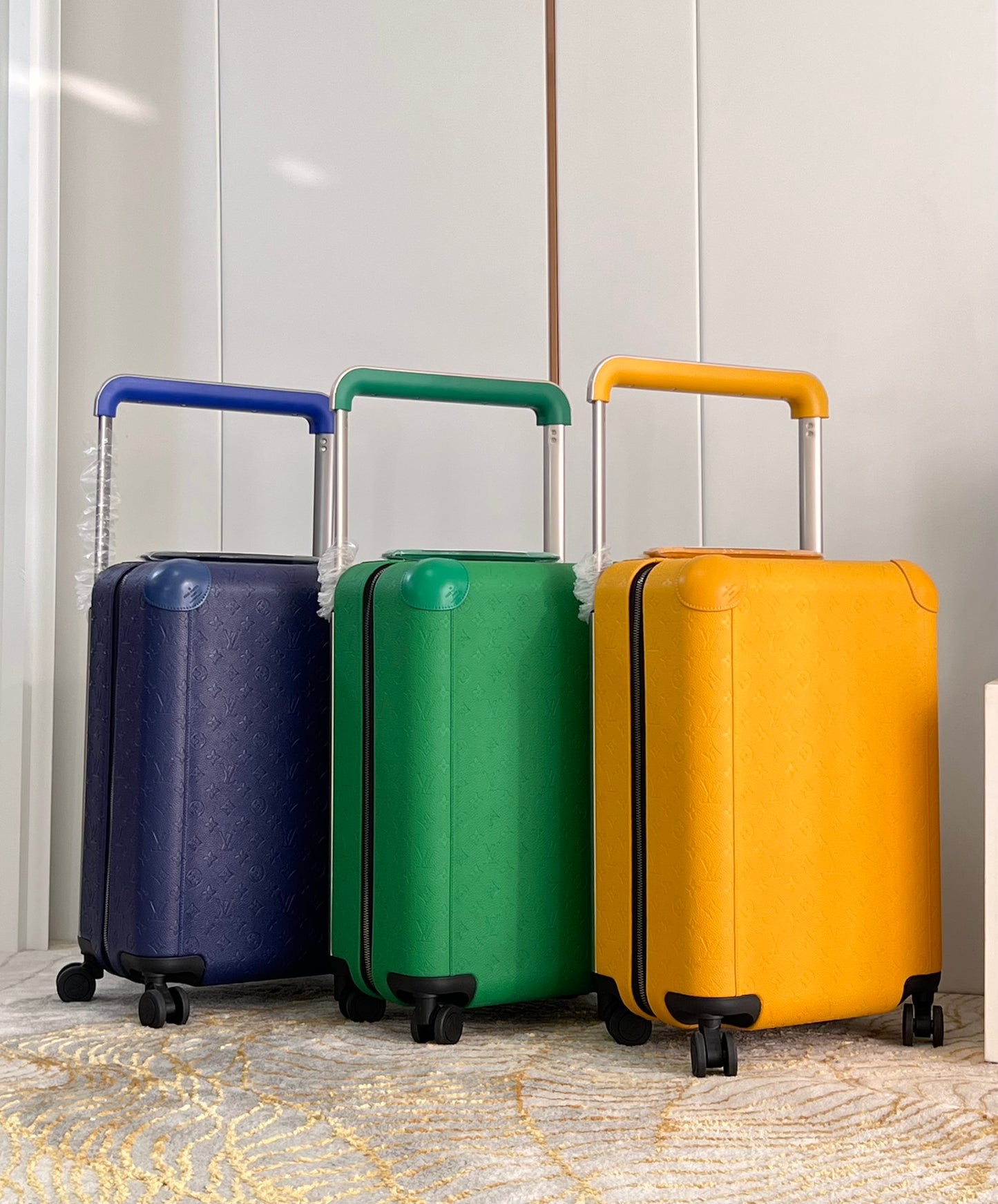 Colorful Hardside Spinner Carry-On Suitcase with Wheels