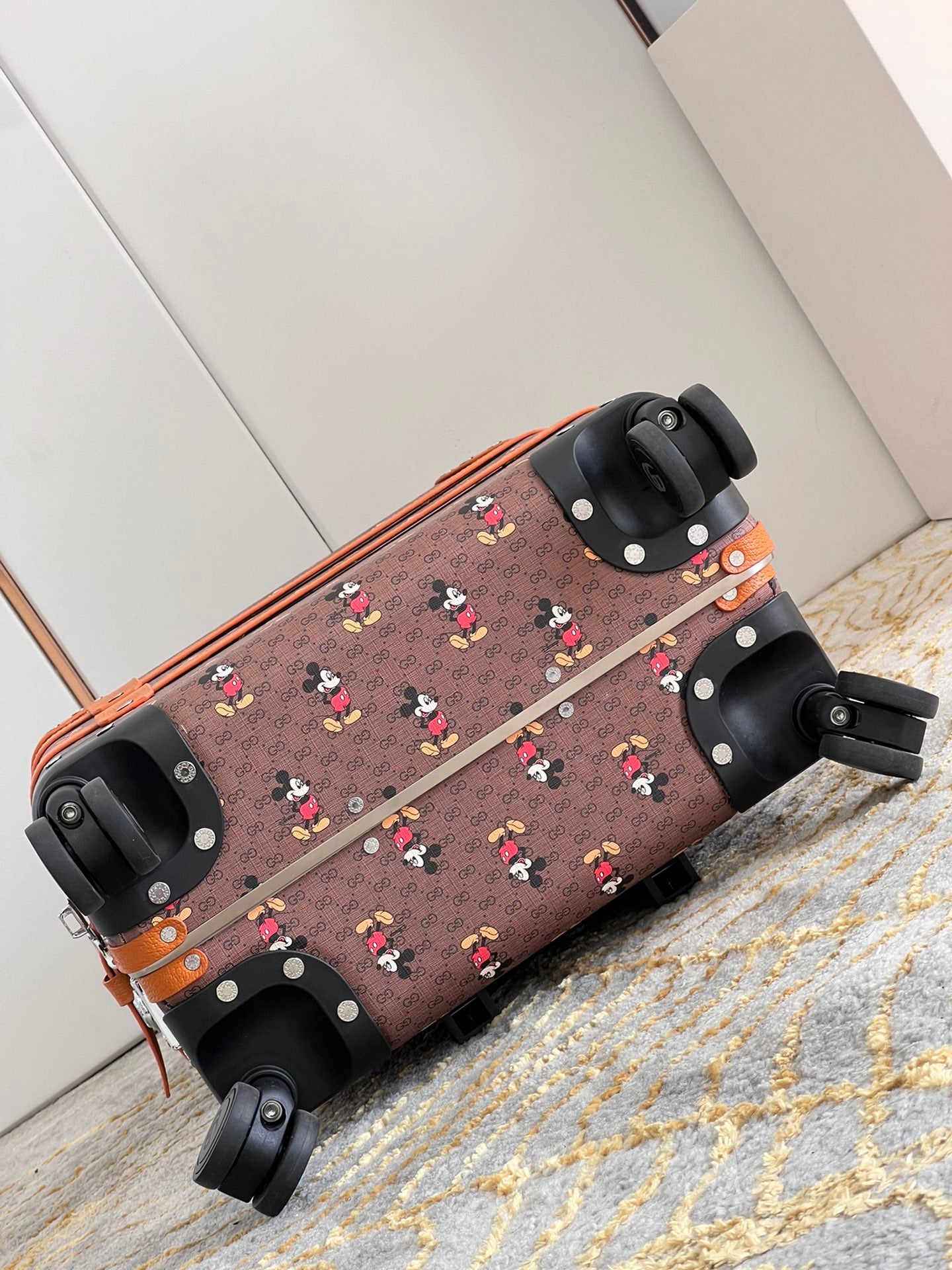 Vintage Brown Cartoon Mouse Printed Spinner Suitcase Travel Trunk