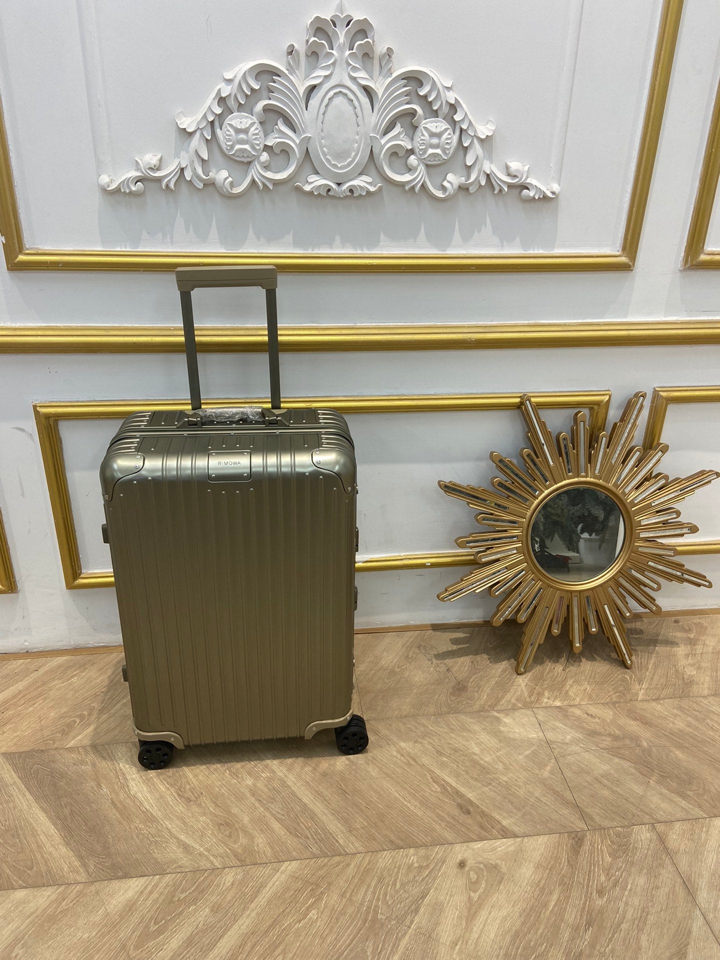 Luxury Champagne Gold Hard Shell Spinner Luggage Travel Suitcase