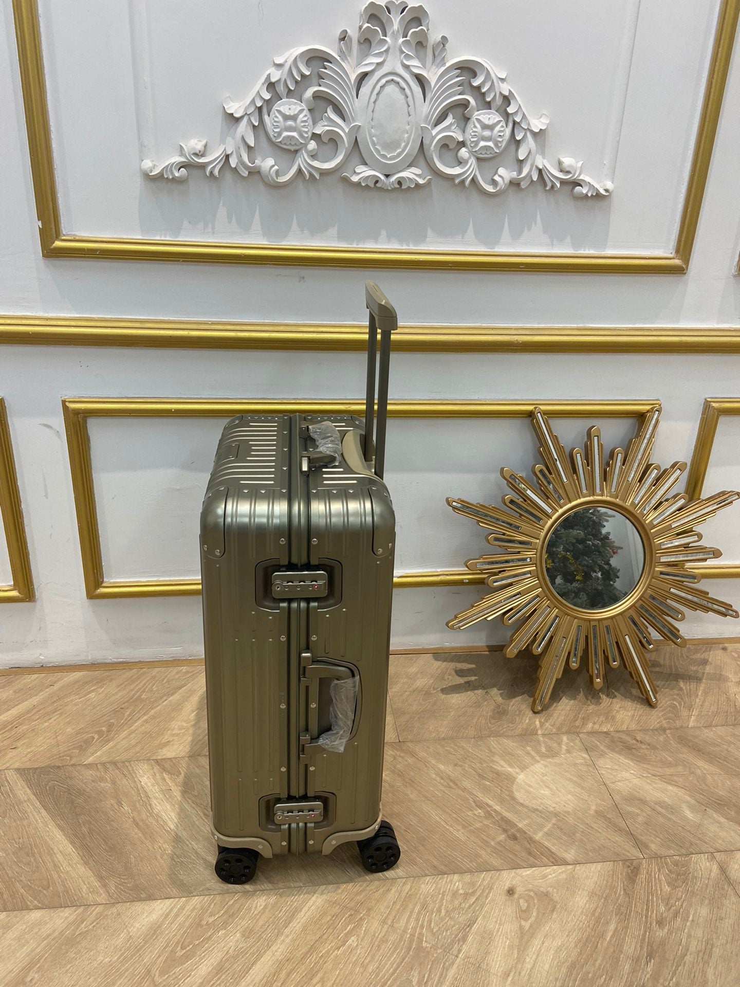 Luxury Champagne Gold Hard Shell Spinner Luggage Travel Suitcase