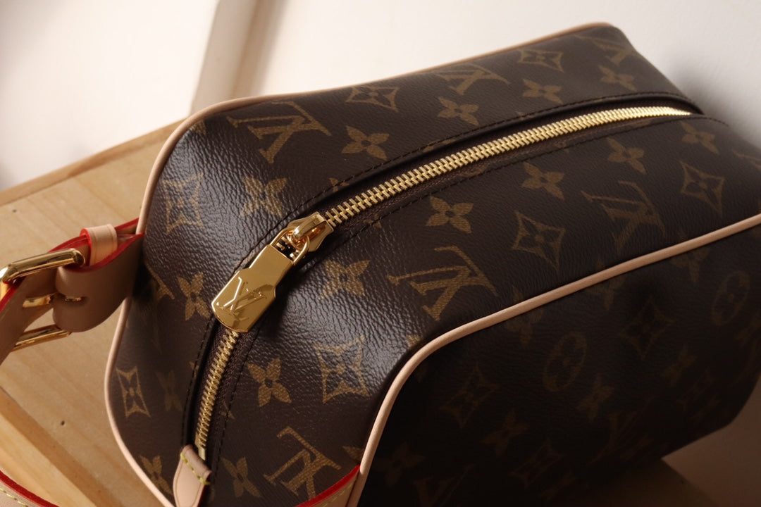 Louis Vuitton Luxury Brown Monogram Toiletry Bag with Top Leather Handle