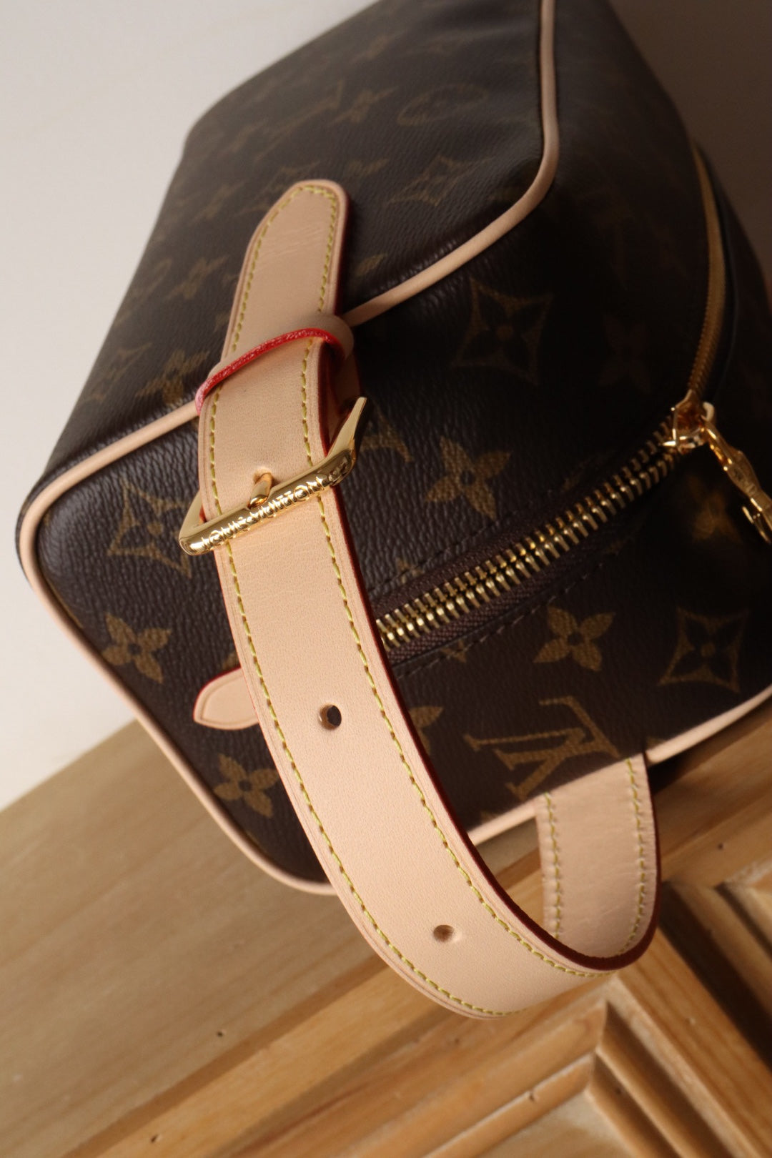 Louis Vuitton Luxury Brown Monogram Toiletry Bag with Top Leather Handle