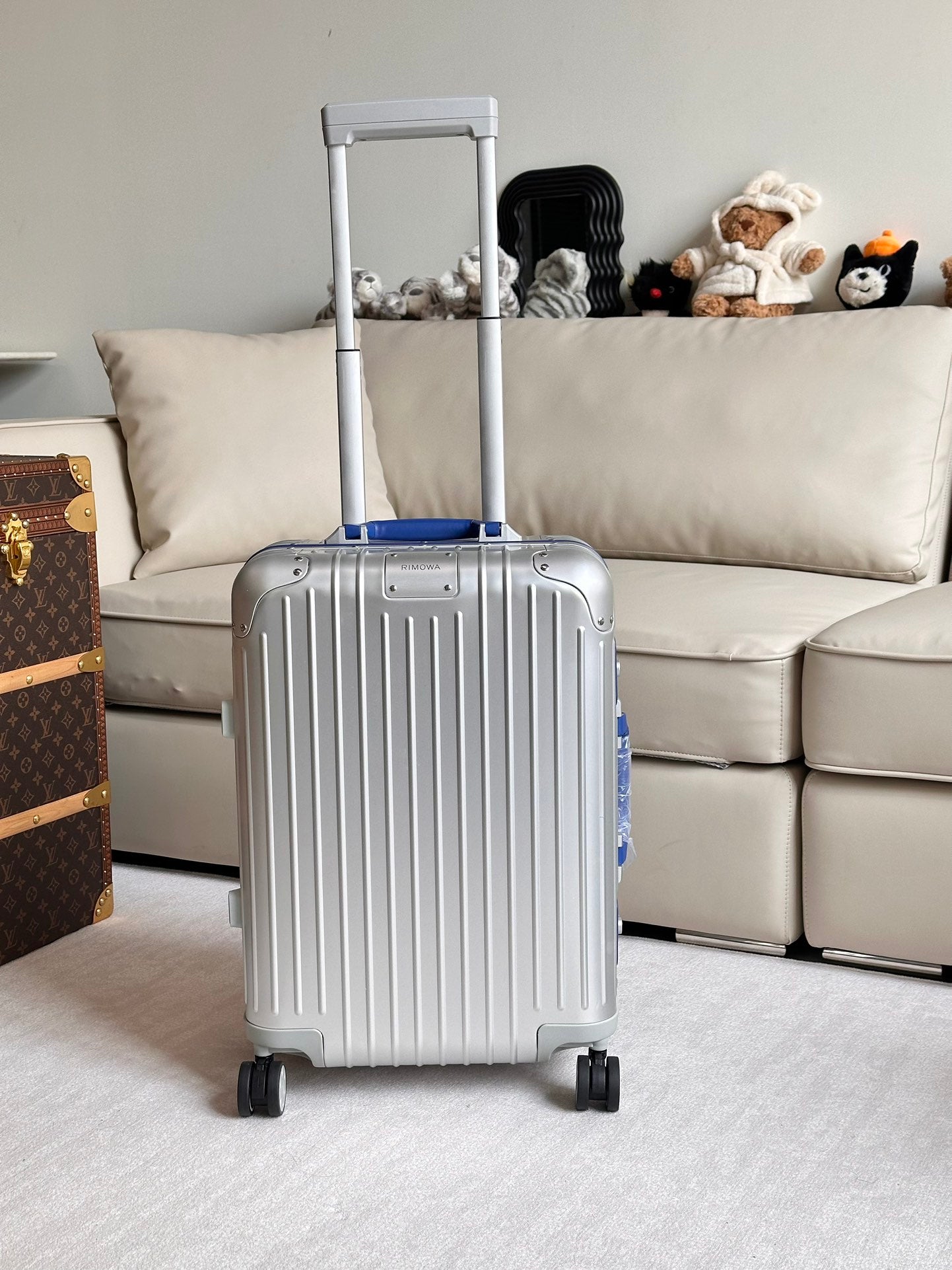 Silver Ribbed Hardside Spinner Carry-On Suitcase with Wheels