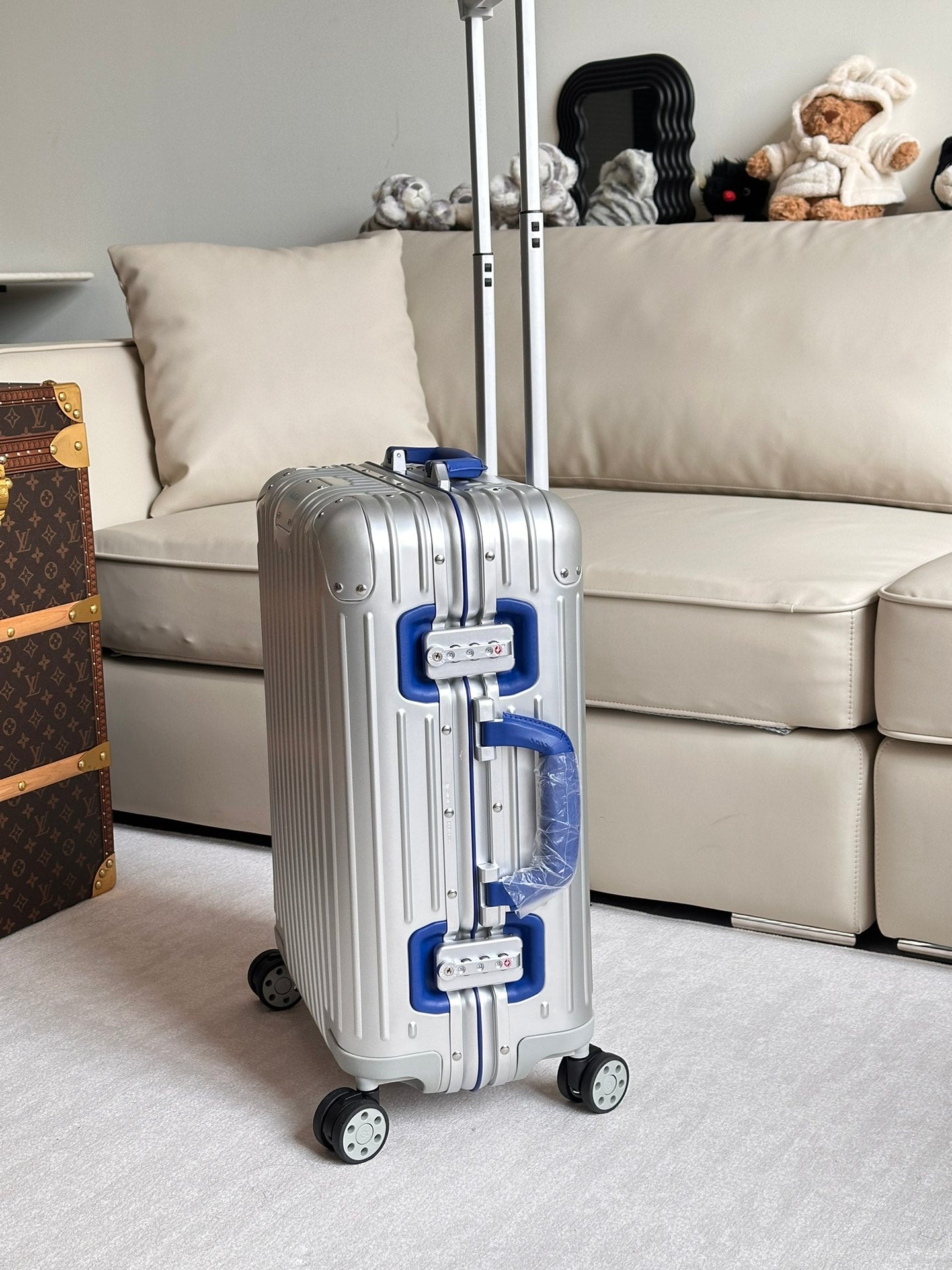 Silver Ribbed Hardside Spinner Carry-On Suitcase with Wheels