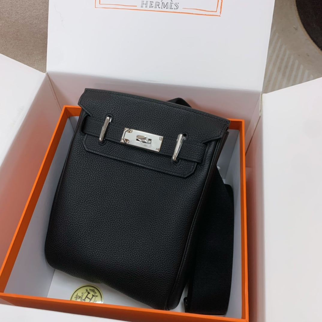Hermès Kellyado Backpack Black Leather with Palladium Hardware