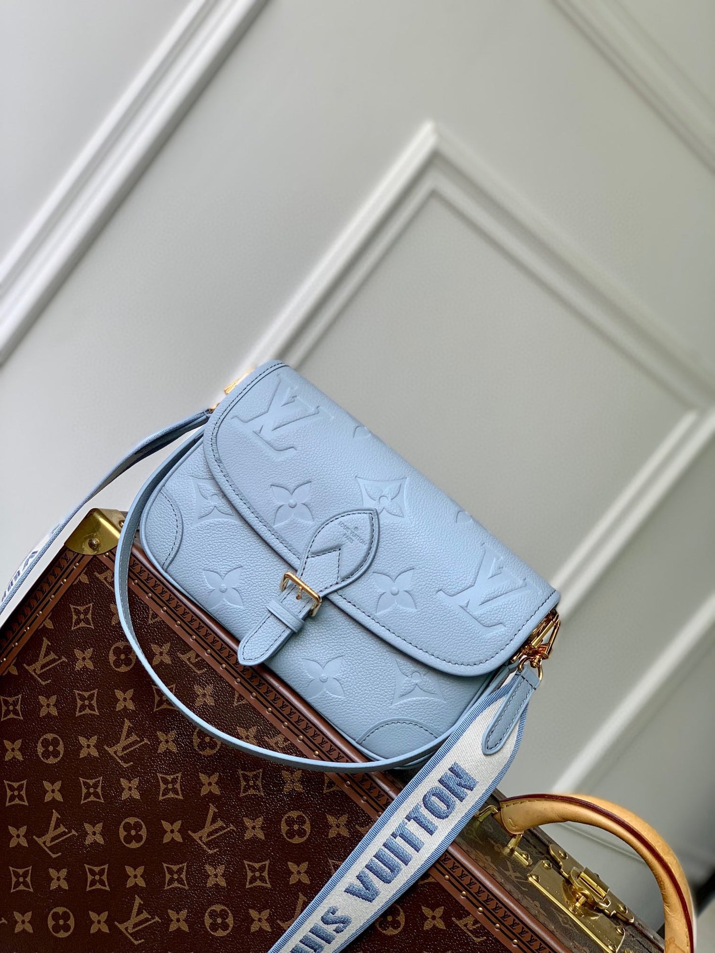 Louis Vuitton Light Blue Embossed Leather Shoulder Bag with Gold Hardware