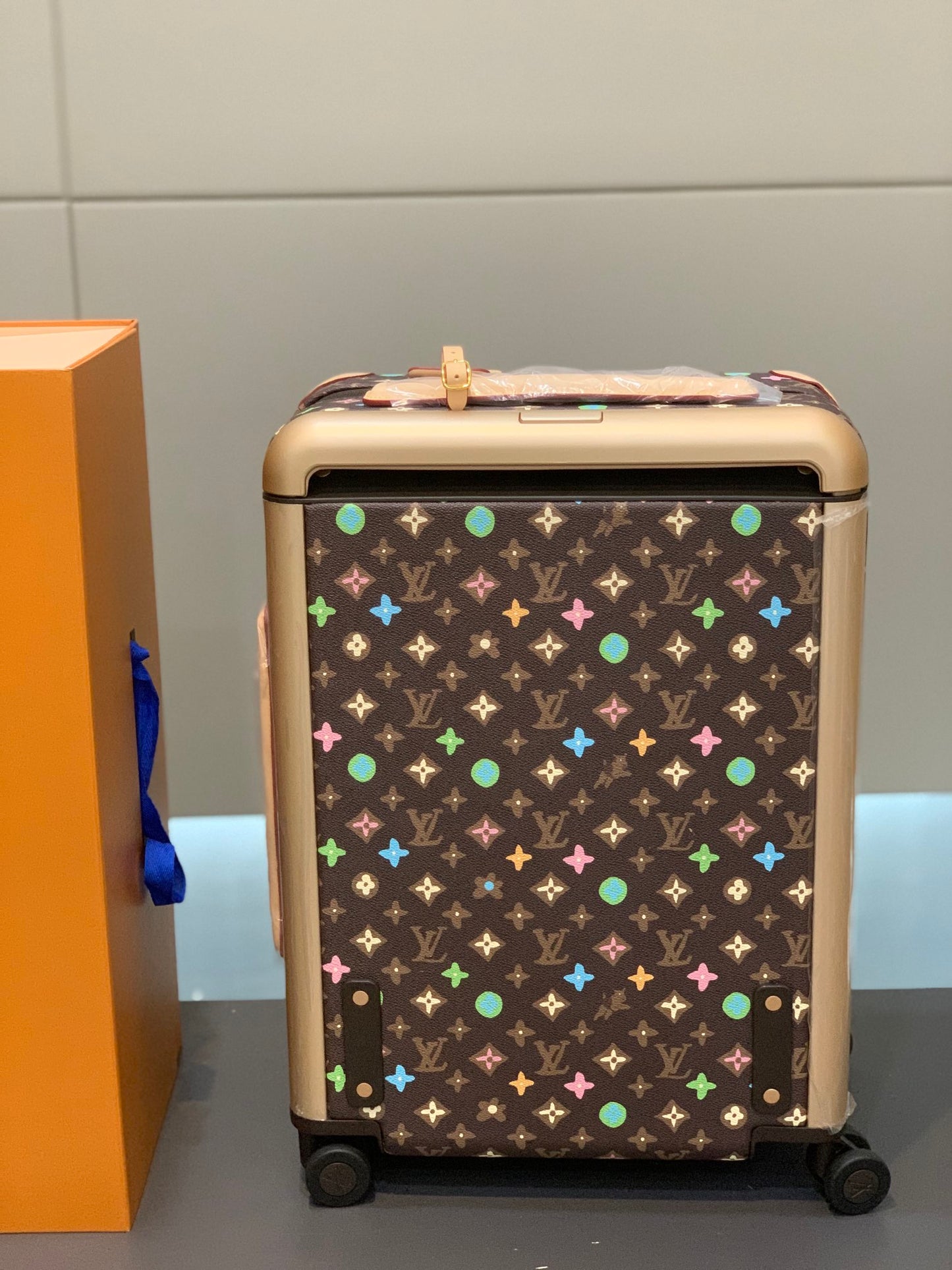 Brown Multicolor Monogram Pattern Carry-On Spinner Suitcase