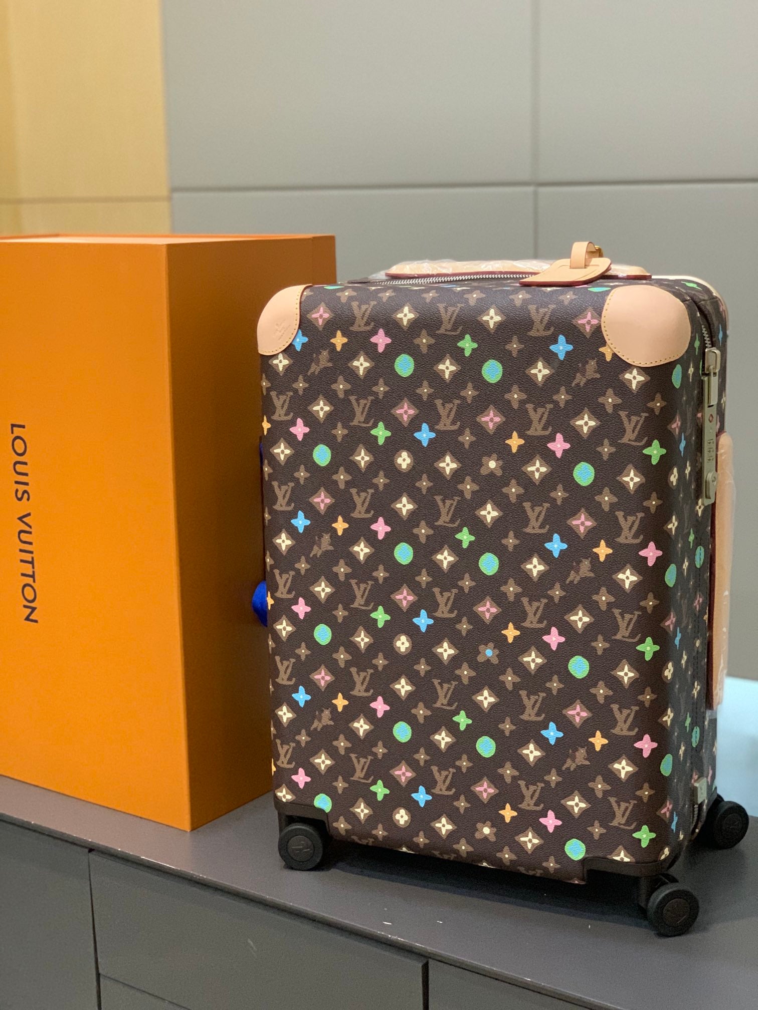 Brown Multicolor Monogram Pattern Carry-On Spinner Suitcase