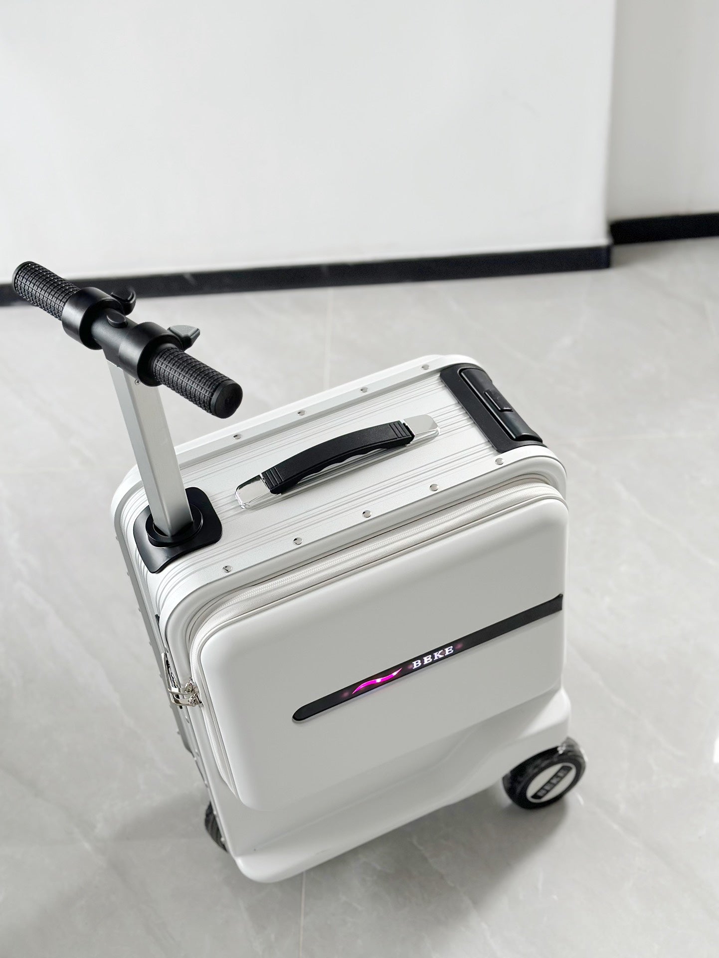 White Hardshell Kids Ride-On Scooter Suitcase for Travel