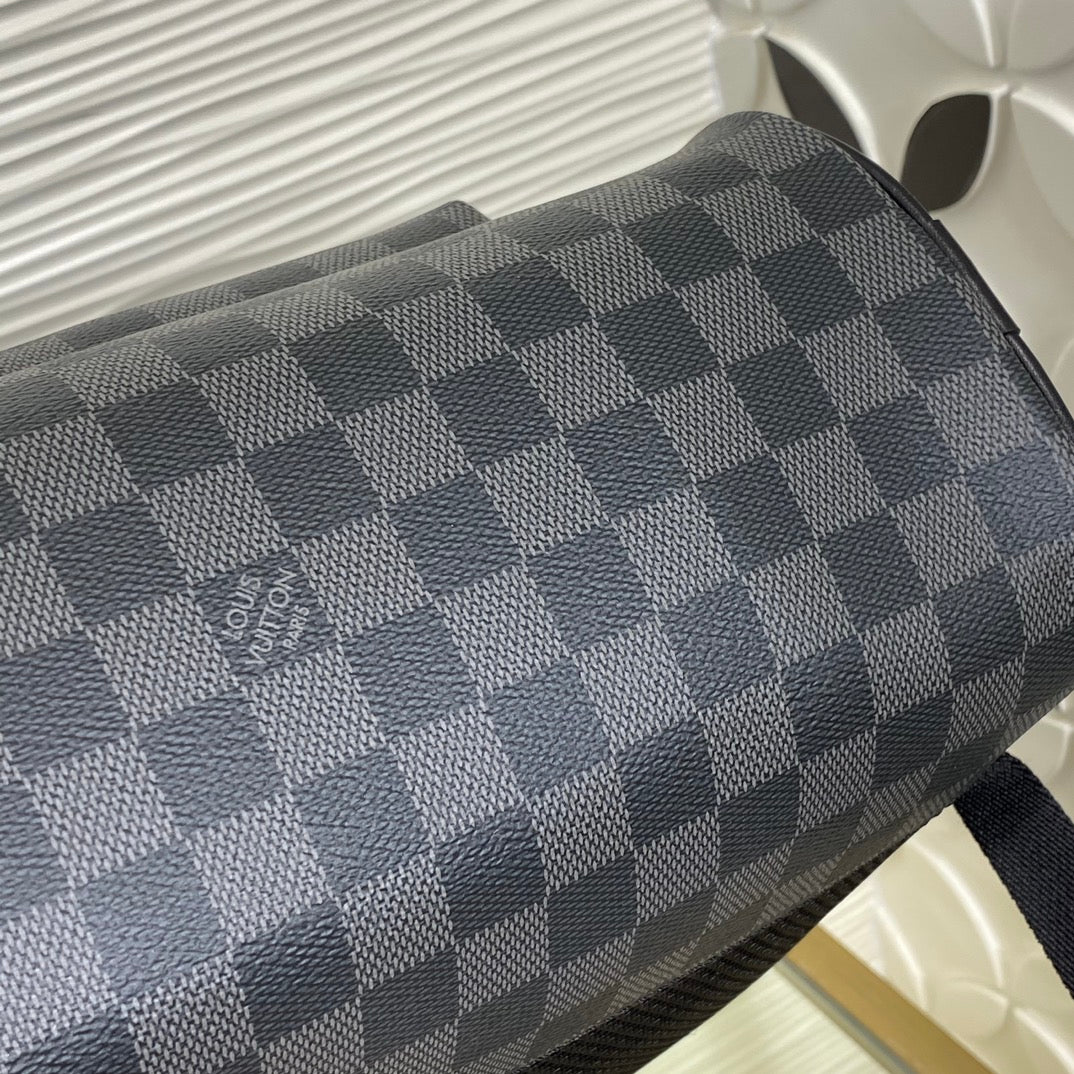 Louis Vuitton Luxury Grey Checkerboard Pattern Unisex Travel Backpack