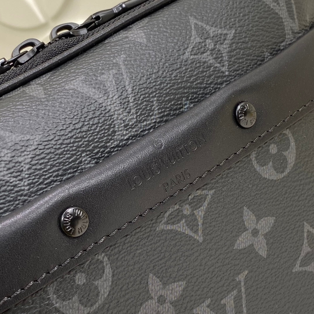 Louis Vuitton Black Monogram Pattern Crossbody Messenger Bag with Wide Strap