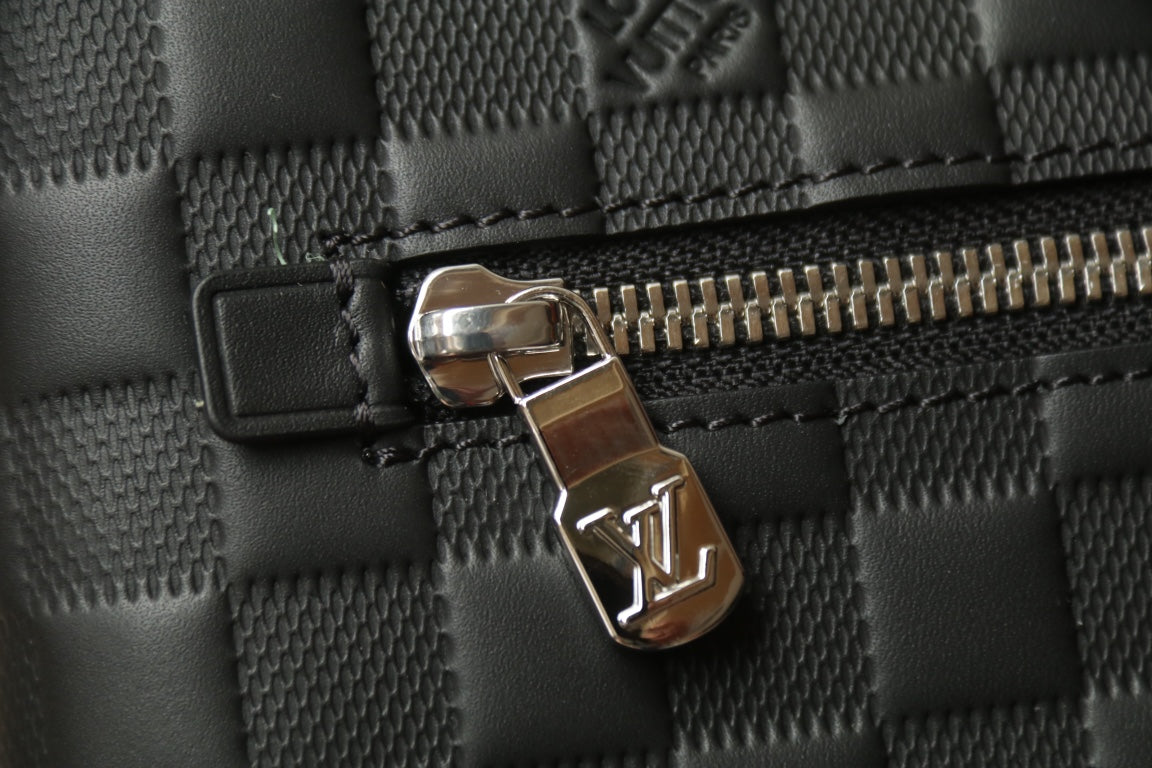 Louis Vuitton Black Checkerboard Embossed Leather Wristlet Clutch Bag