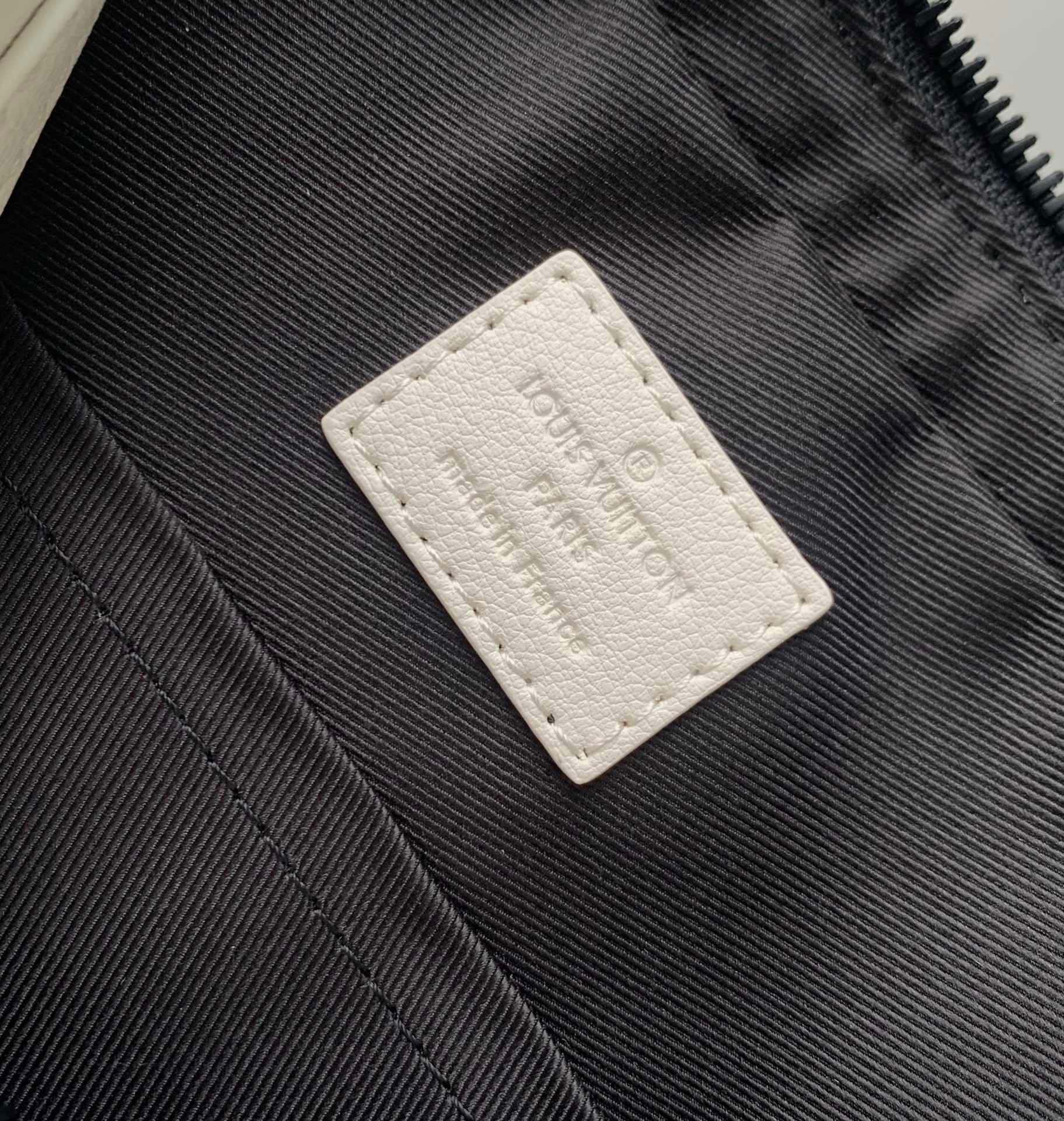 Louis Vuitton White Monogram Patterned Multi-Pouch Crossbody Bag Set