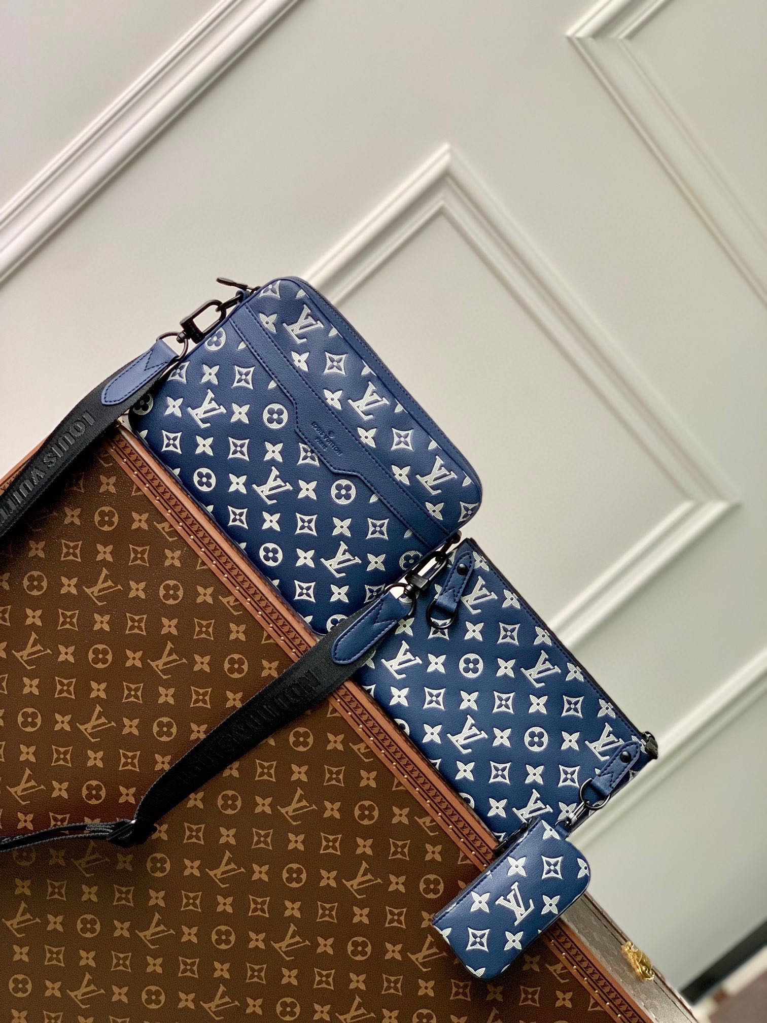 Louis Vuitton Blue Monogram Canvas Multi-Pouch Crossbody Shoulder Bag
