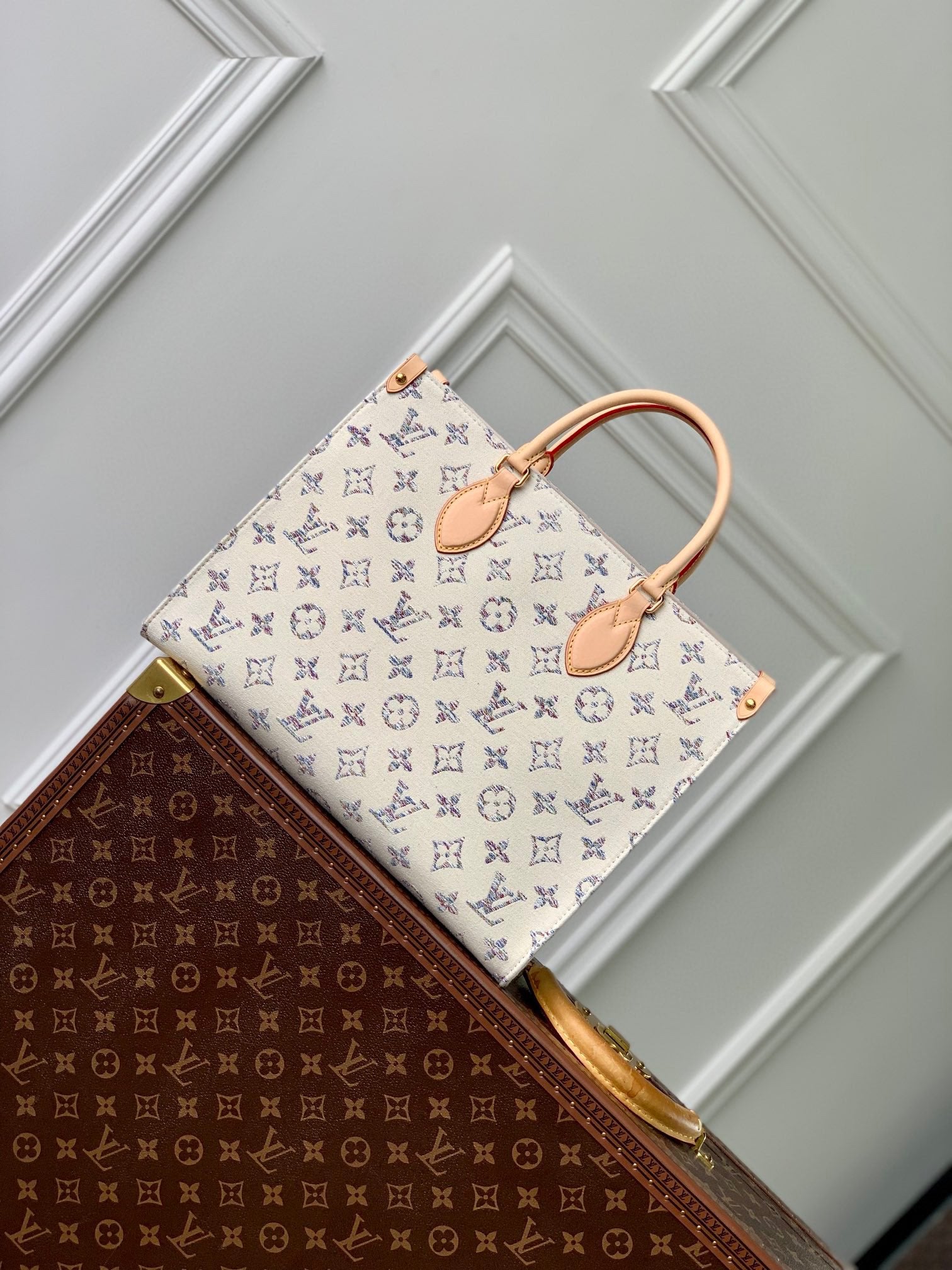 Louis Vuitton White Monogram Canvas Tote Bag with Beige Leather Handles