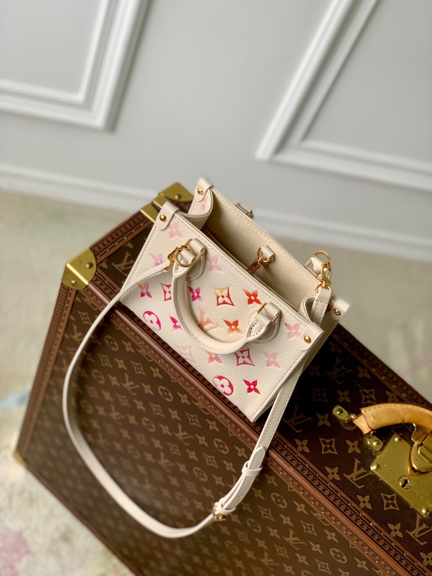 Louis Vuitton White Leather Mini Crossbody Tote Bag with Pink Gradient Pattern