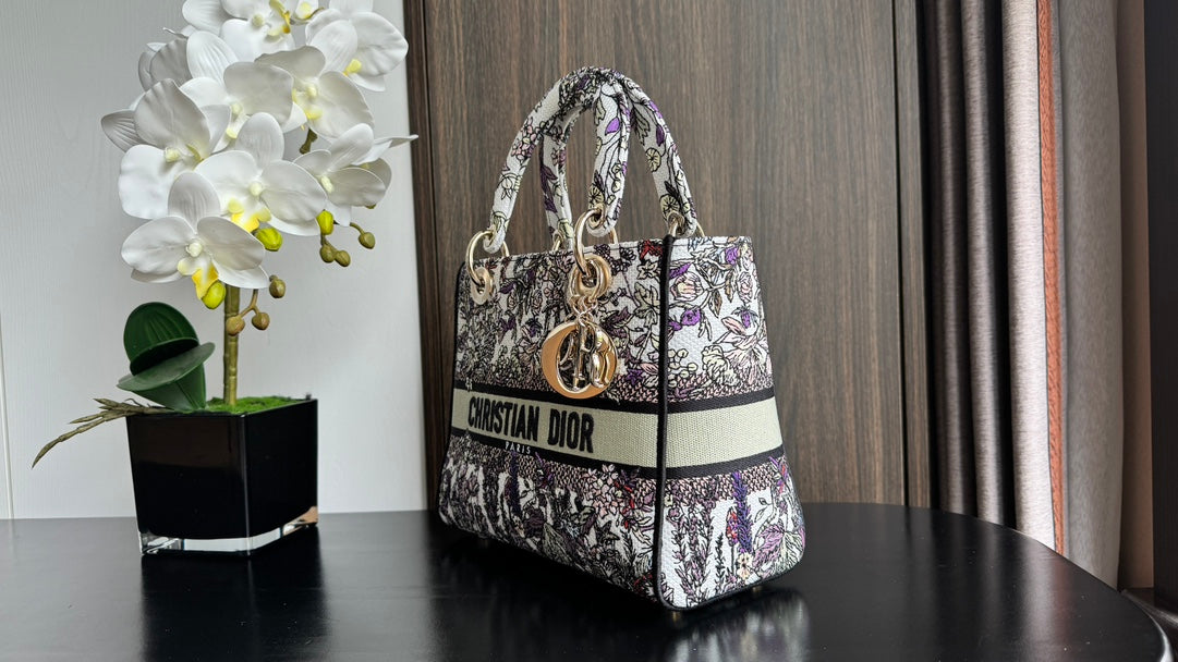 Dior Elegant Embroidered Floral Tapestry Handbag with Shoulder Strap