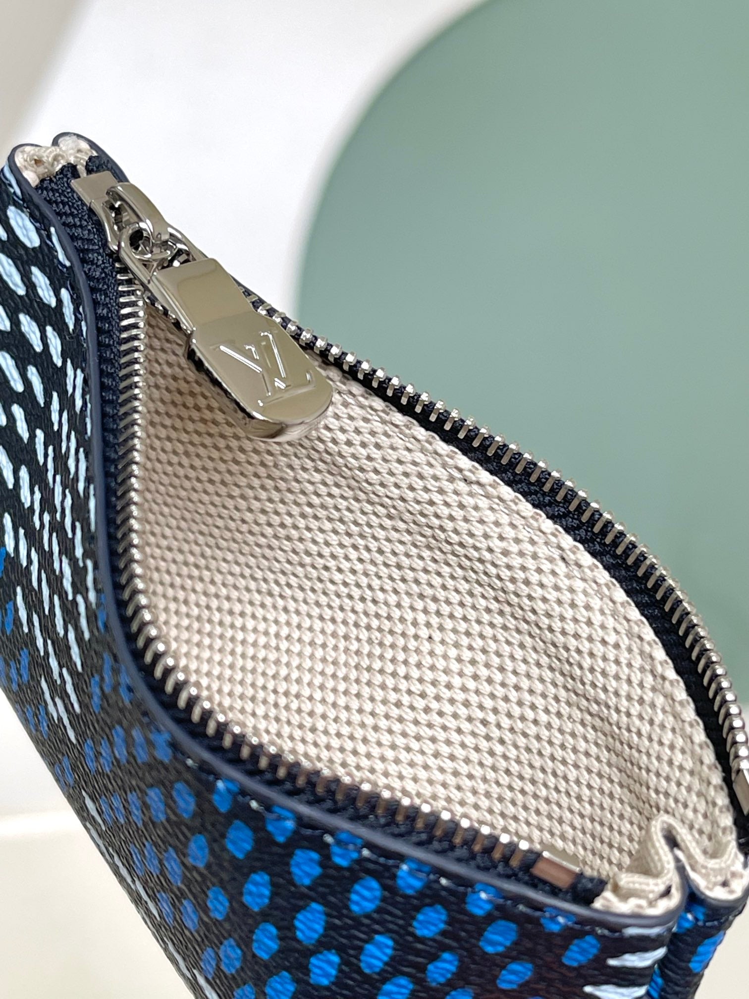 Louis Vuitton Blue Checkerboard Crossbody Messenger Bag with Removable Pouch